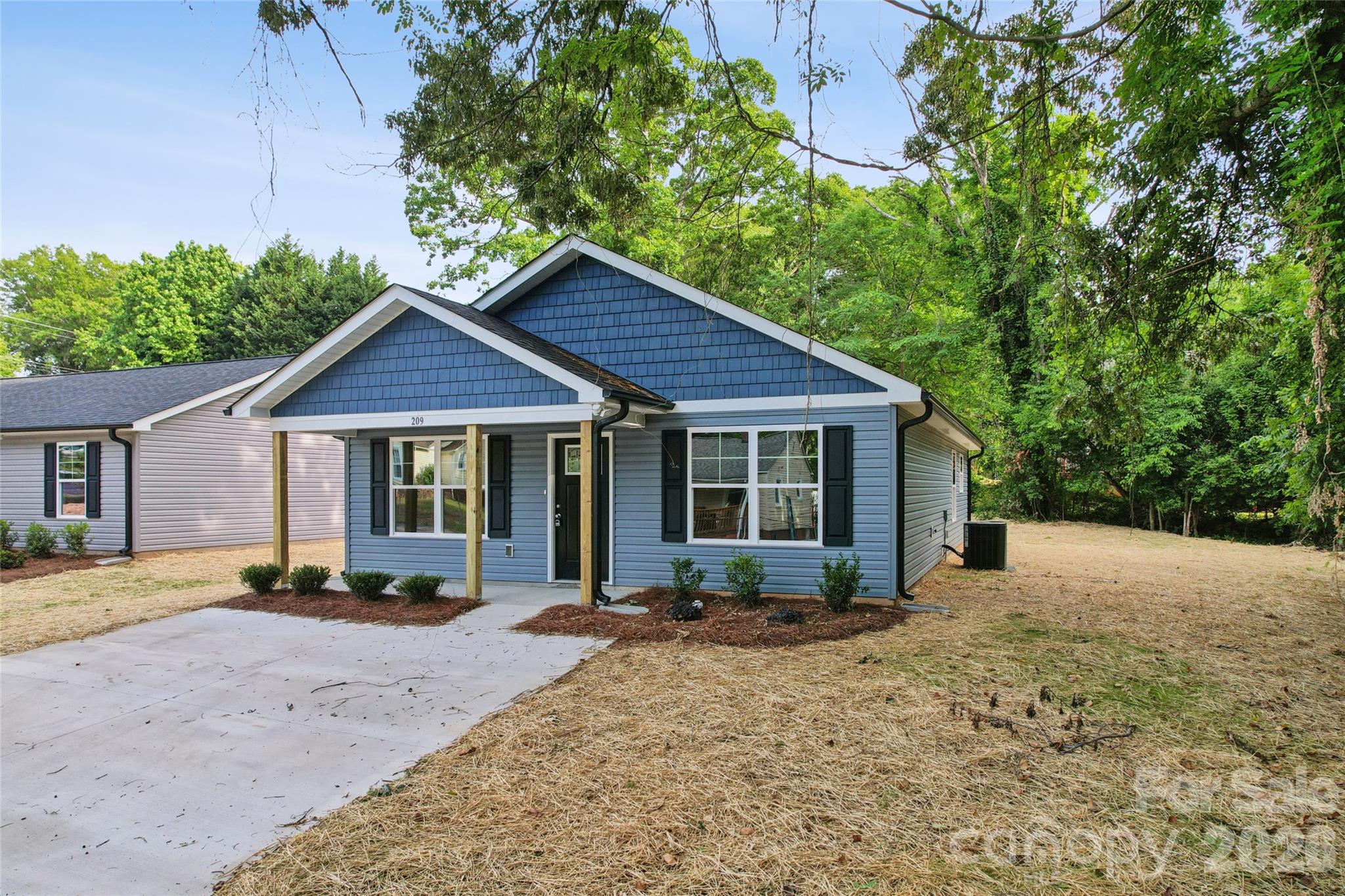 209 W 17th St, Kannapolis, NC 28081