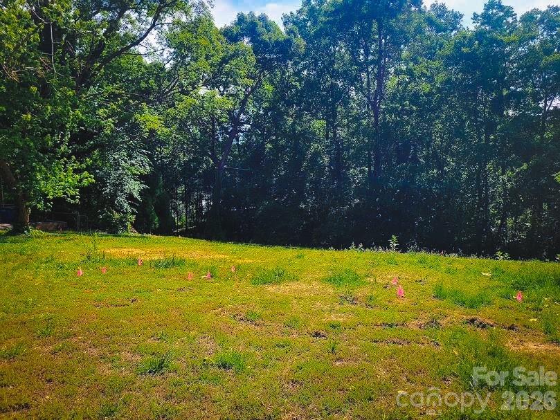 222 Edgewood Dr, Statesville, NC 28625