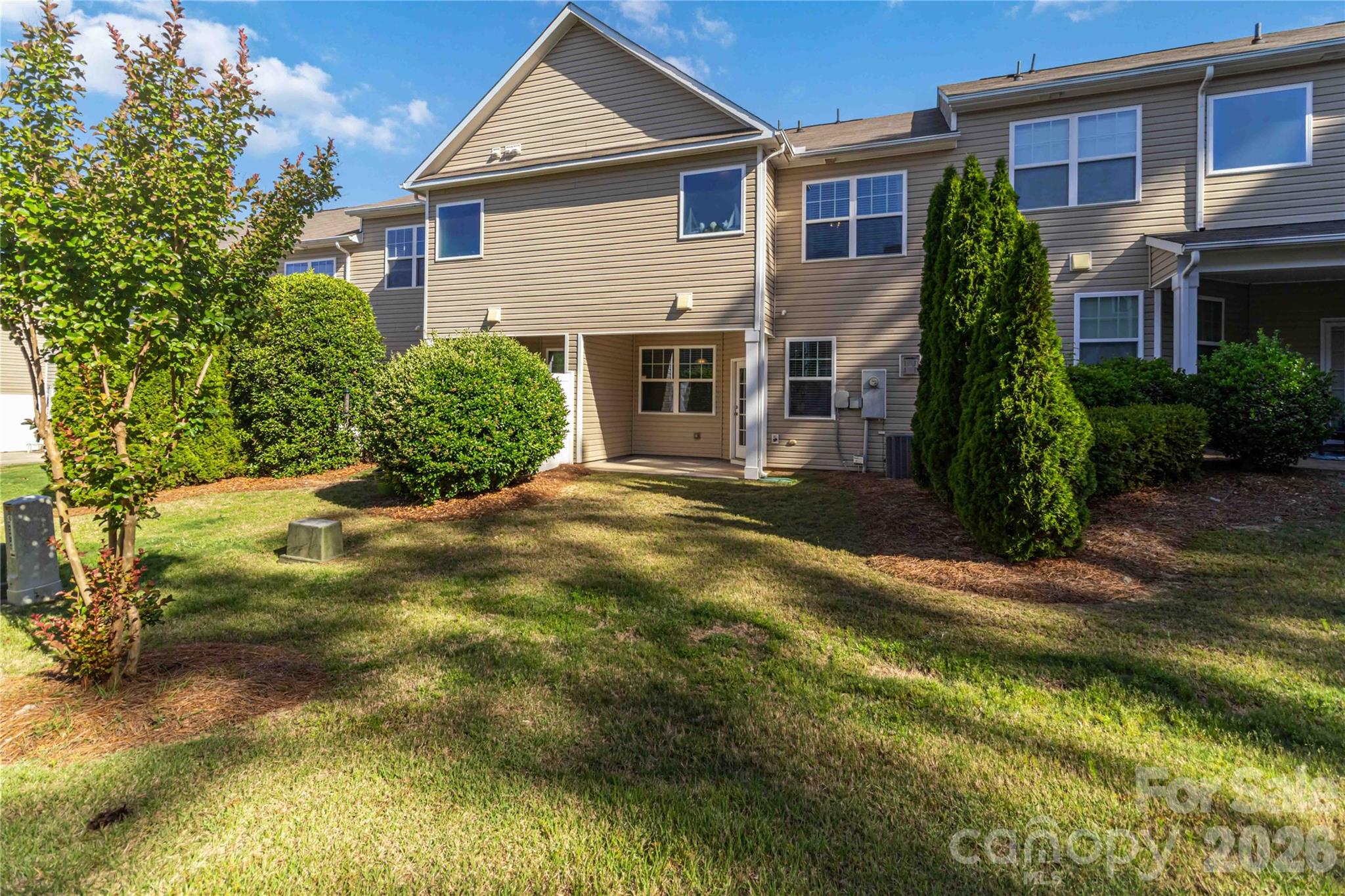 7048 Woodsbay Ln, Rock Hill, SC 29732