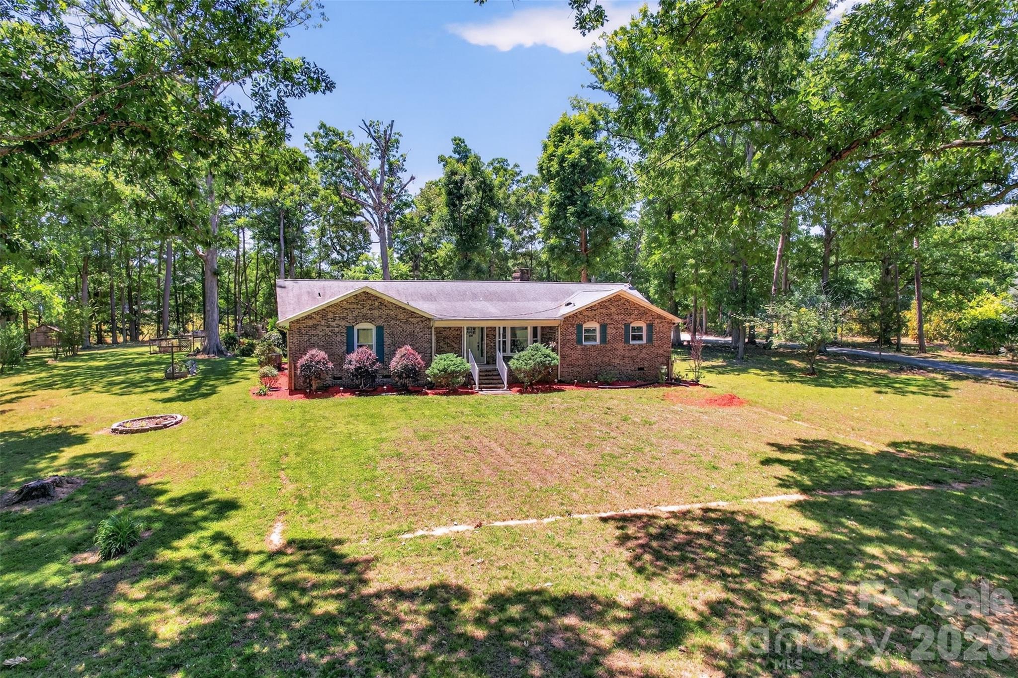9807 Black Rd, Midland, NC 28107