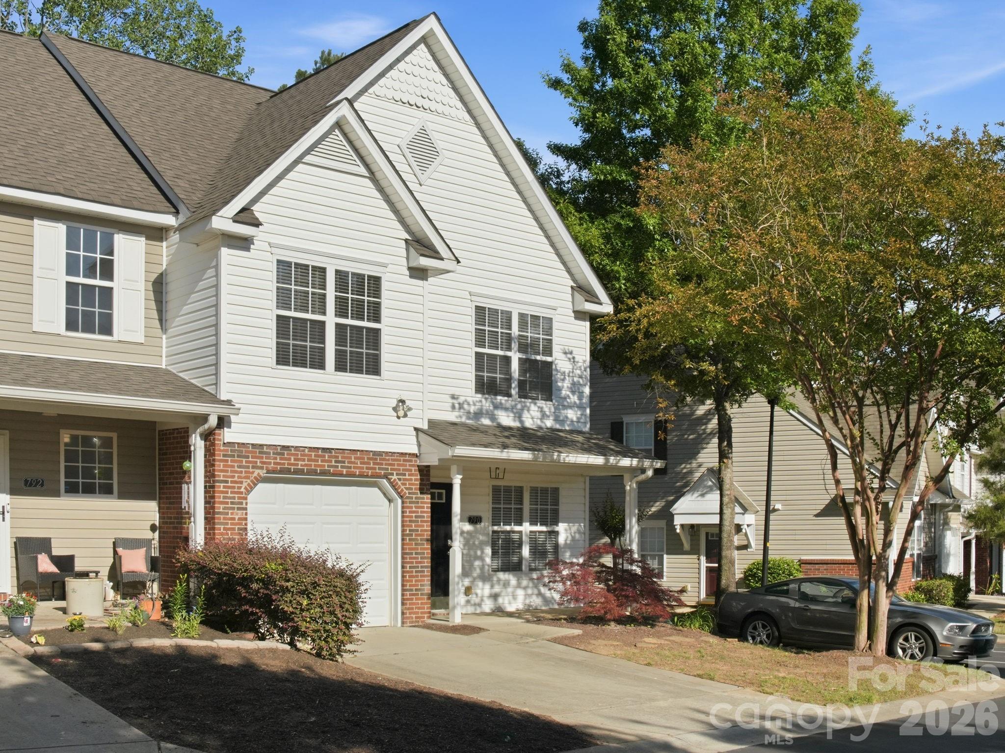 790 Rock Lake Glen, Fort Mill, SC 29715
