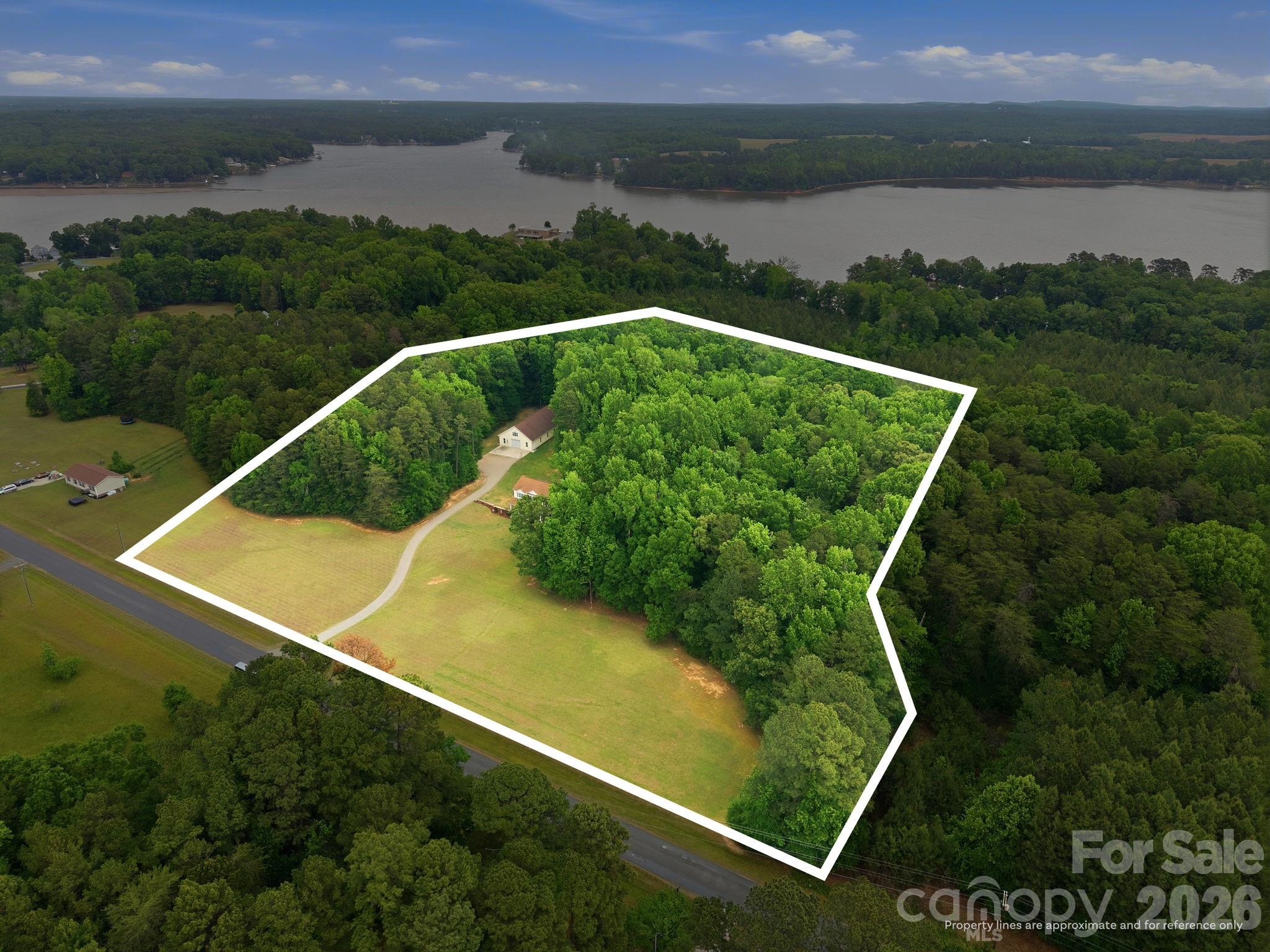 305 Hedrick Lambe Dr, Salisbury, NC 28146