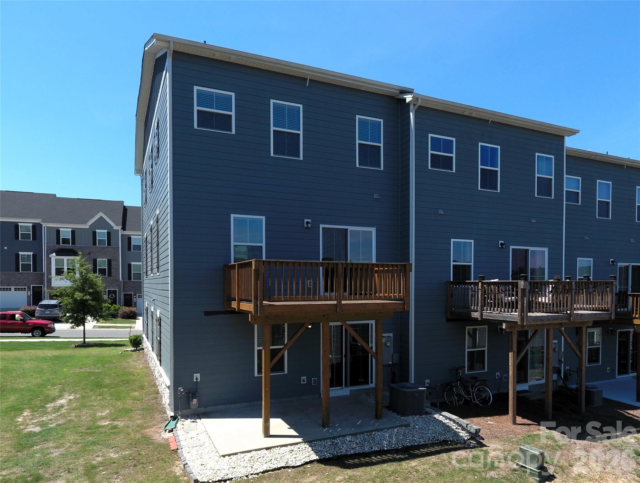 921 Portrush Ln, Tega Cay, SC 29708