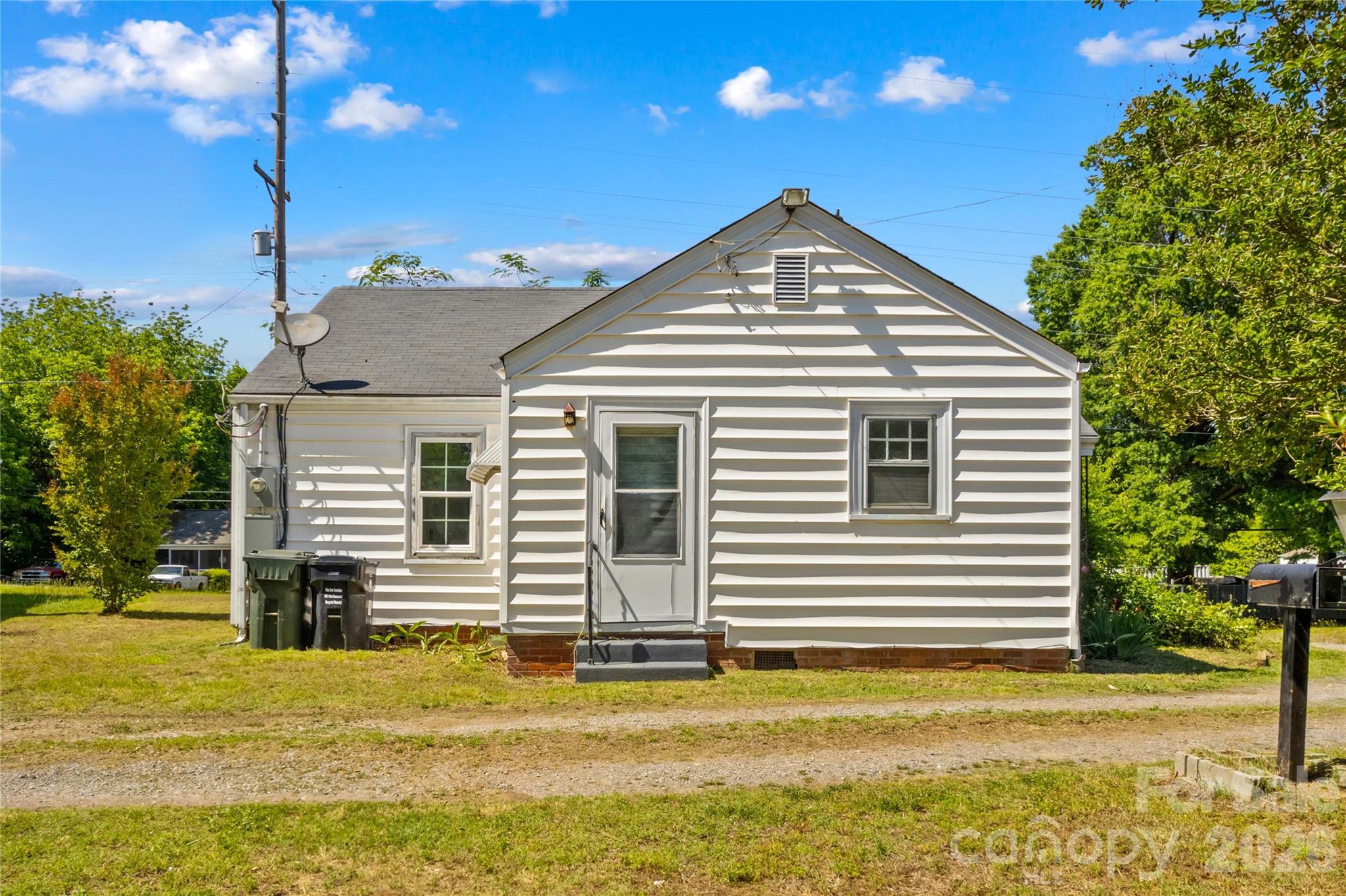 3161 Poplar Tent Rd, Concord, NC 28027