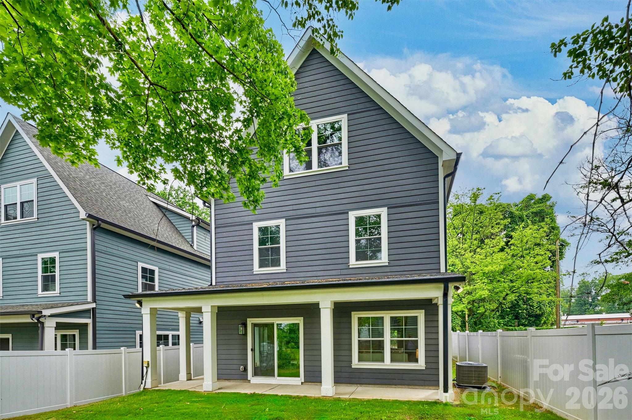 201 Coxe Ave, Charlotte, NC 28208