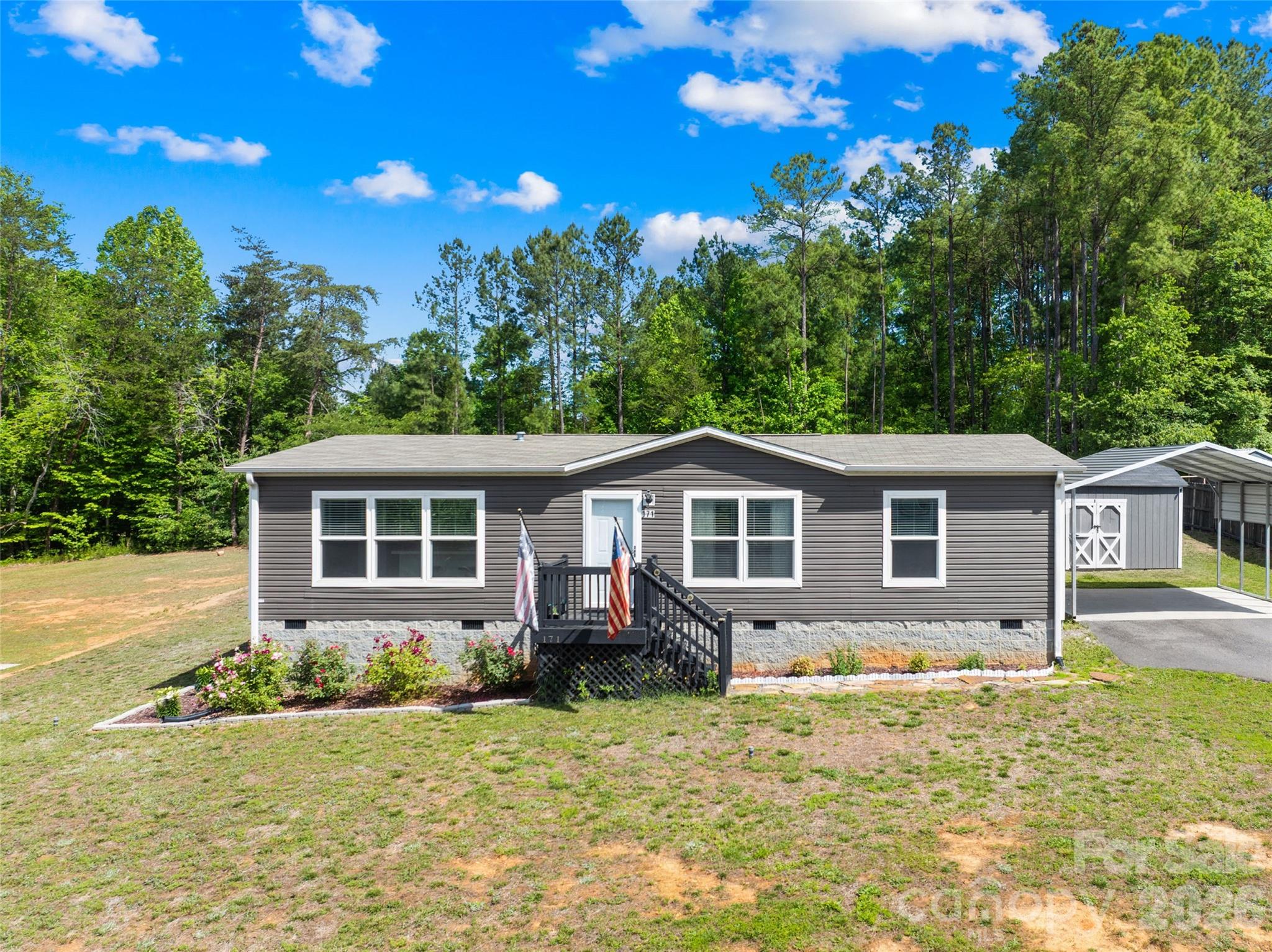 171 Brook Creek Dr, Troutman, NC 28166