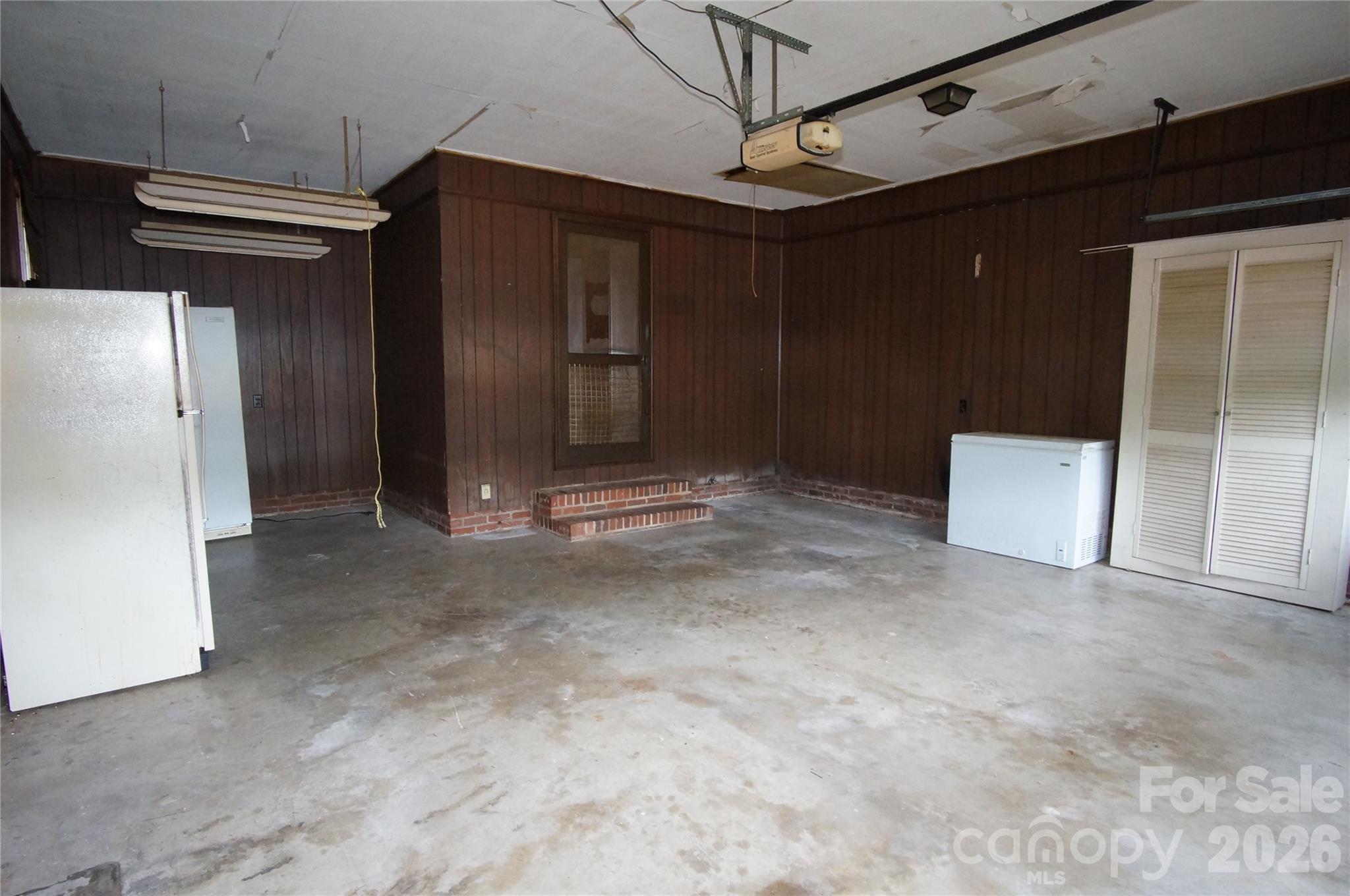 714 Crestmont Dr SE, Concord, NC 28025