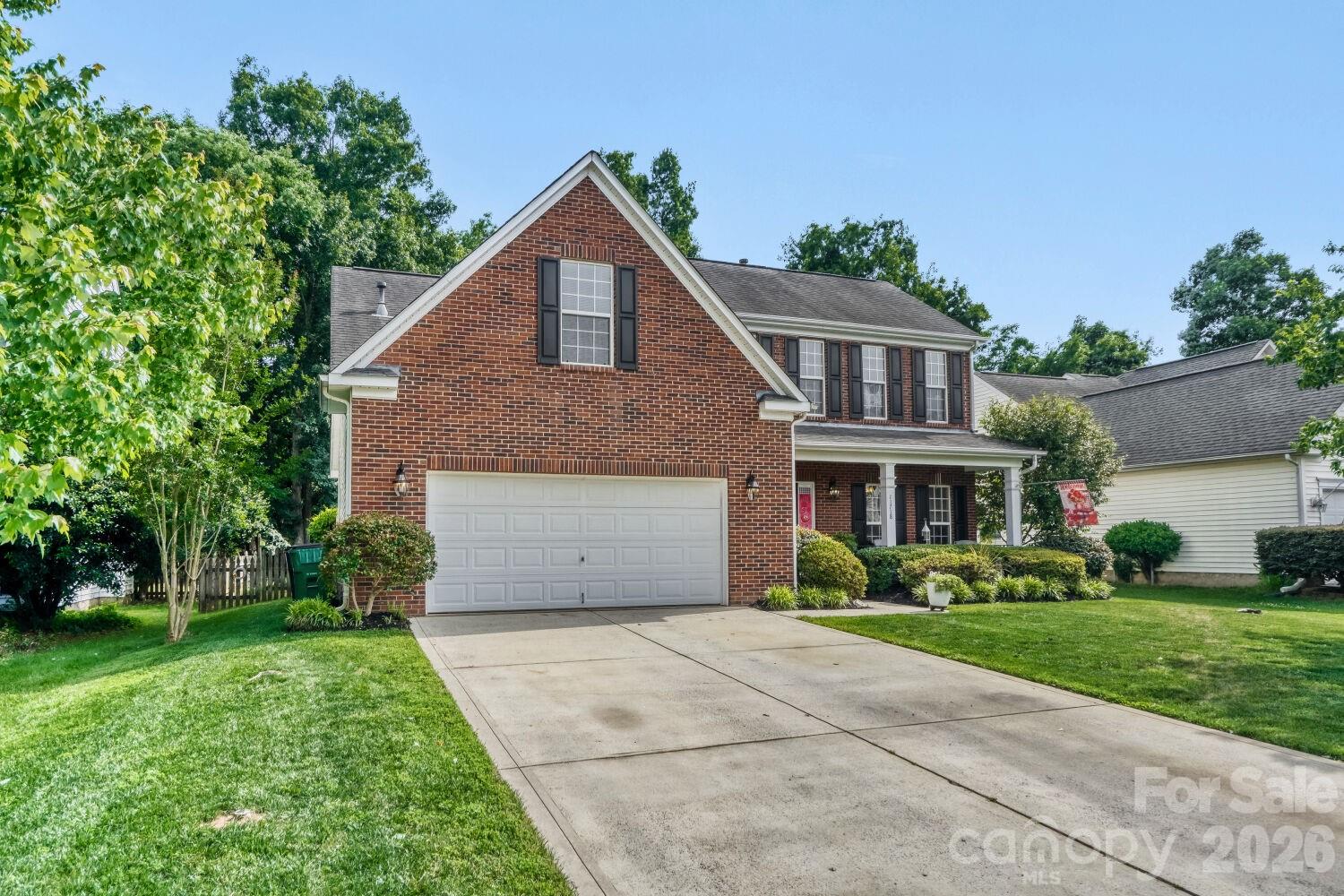 11718 Planters Estates Dr, Charlotte, NC 28278