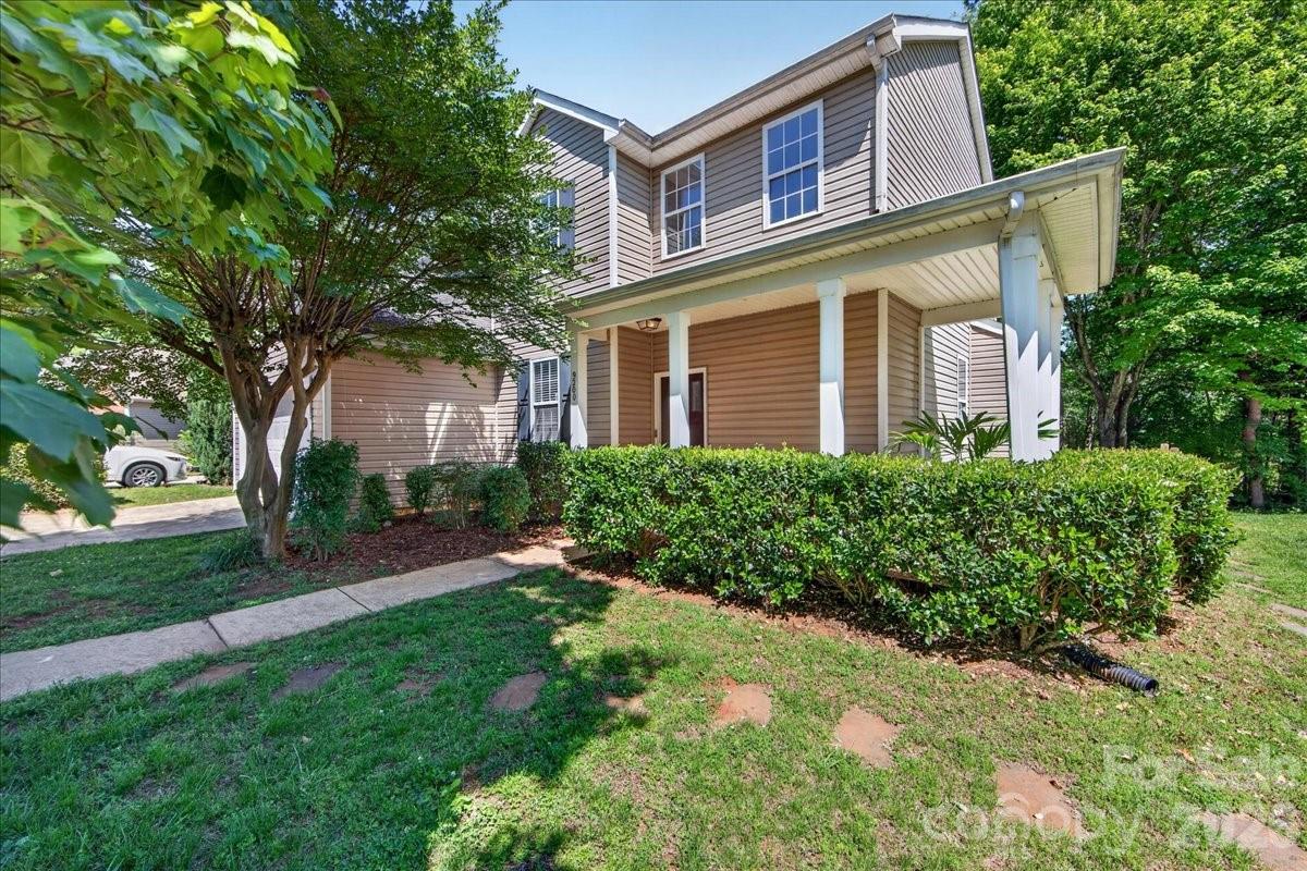9200 Royal Highlands Ct, Charlotte, NC 28277