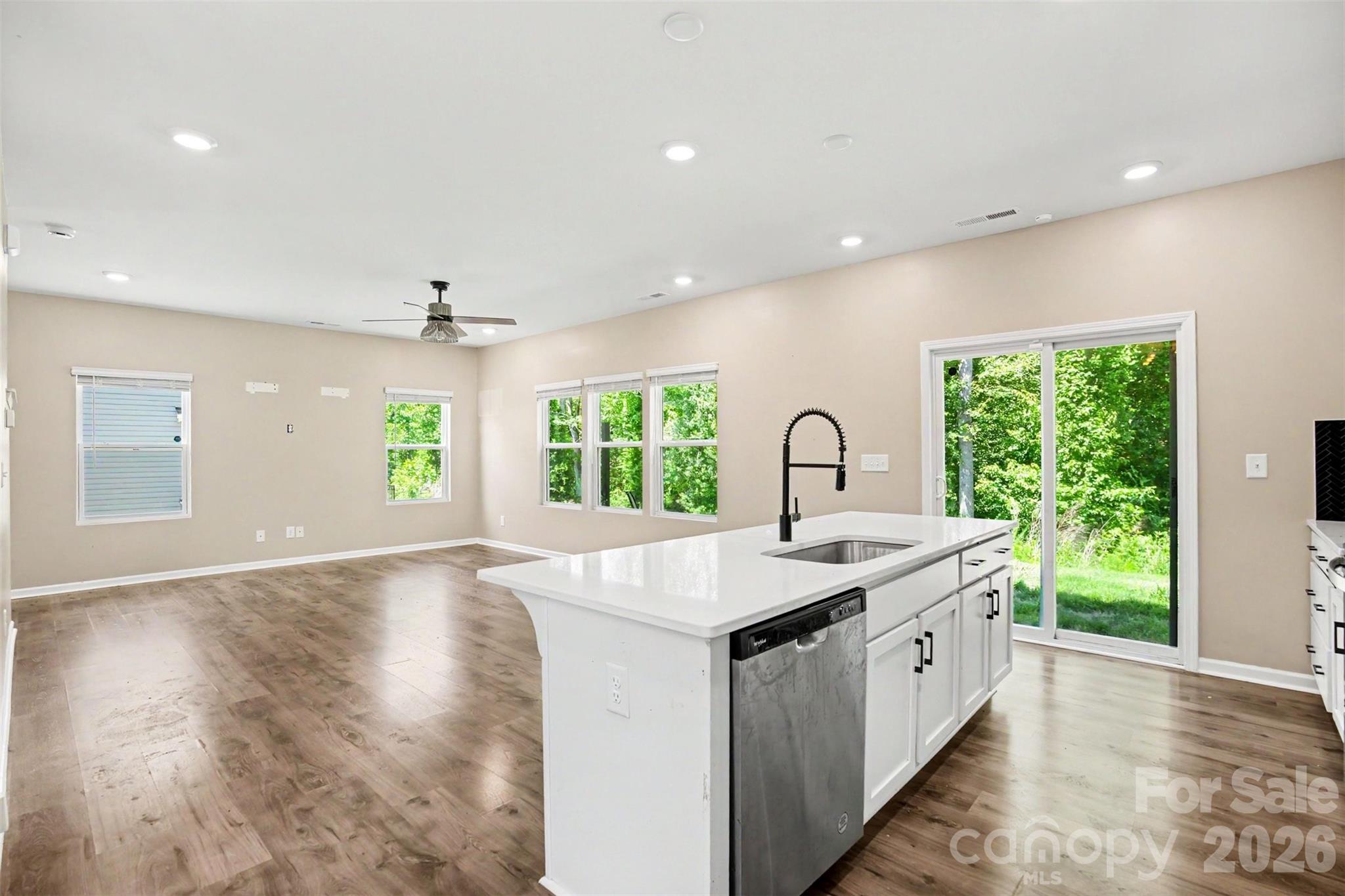 2501 Andes Dr, Statesville, NC 28625
