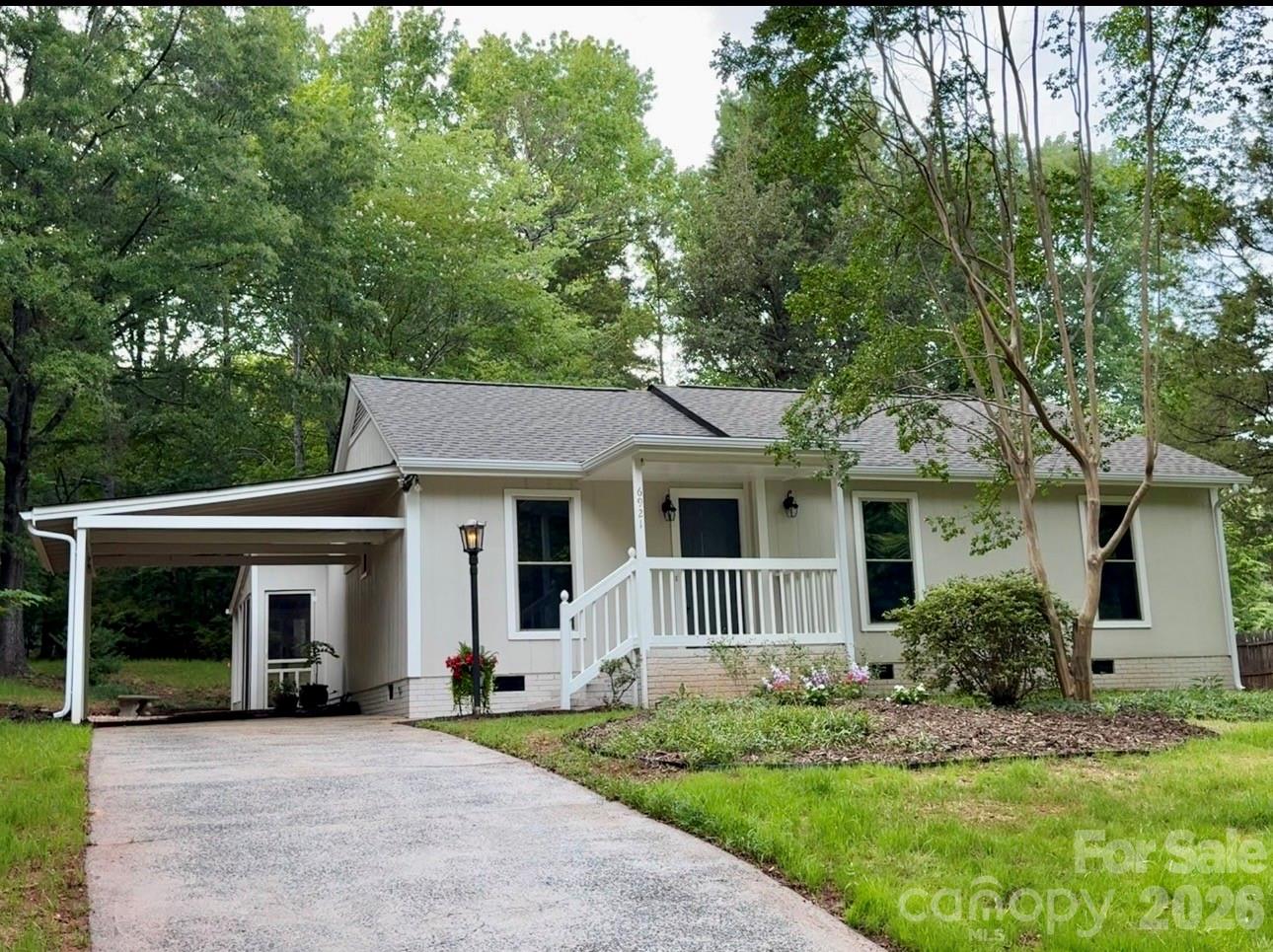 6921 Kirkcaldy Ln, Mint Hill, NC 28227