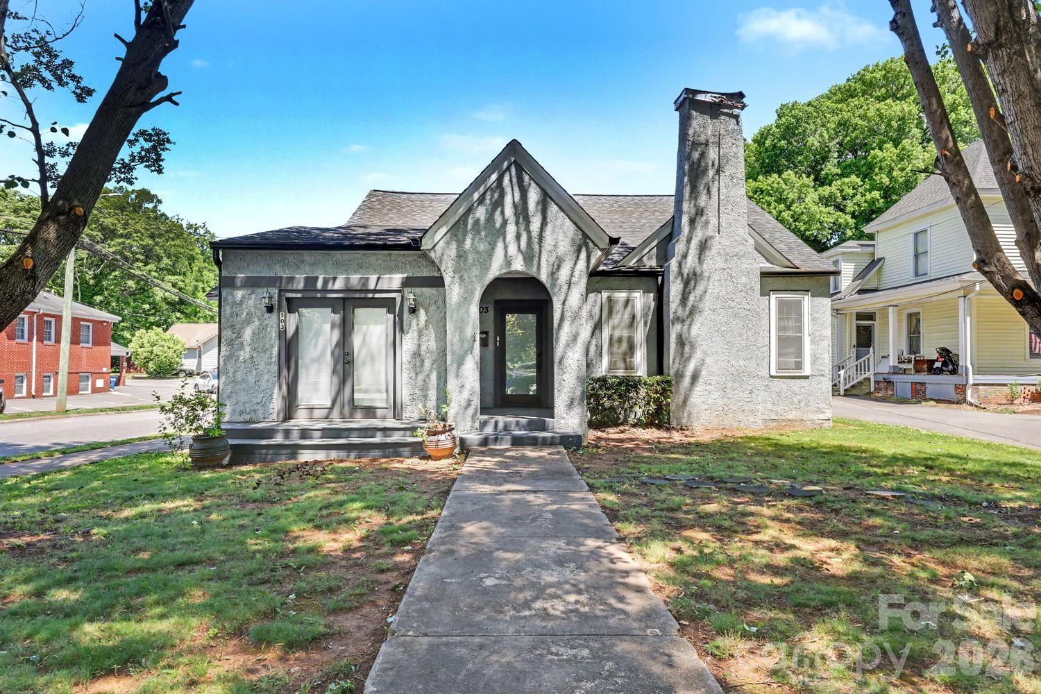 503 E Broad St, Statesville, NC 28677