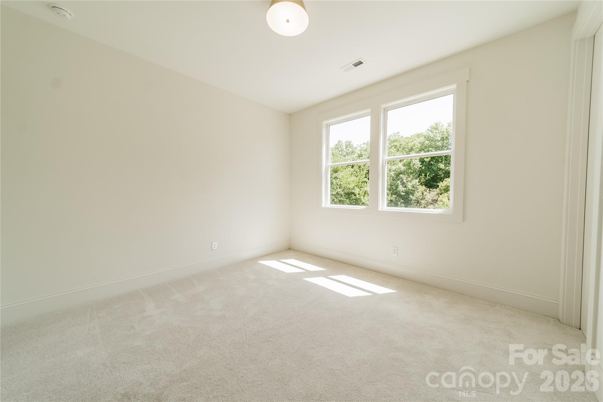 2648 Roslyn Ave, Charlotte, NC 28208