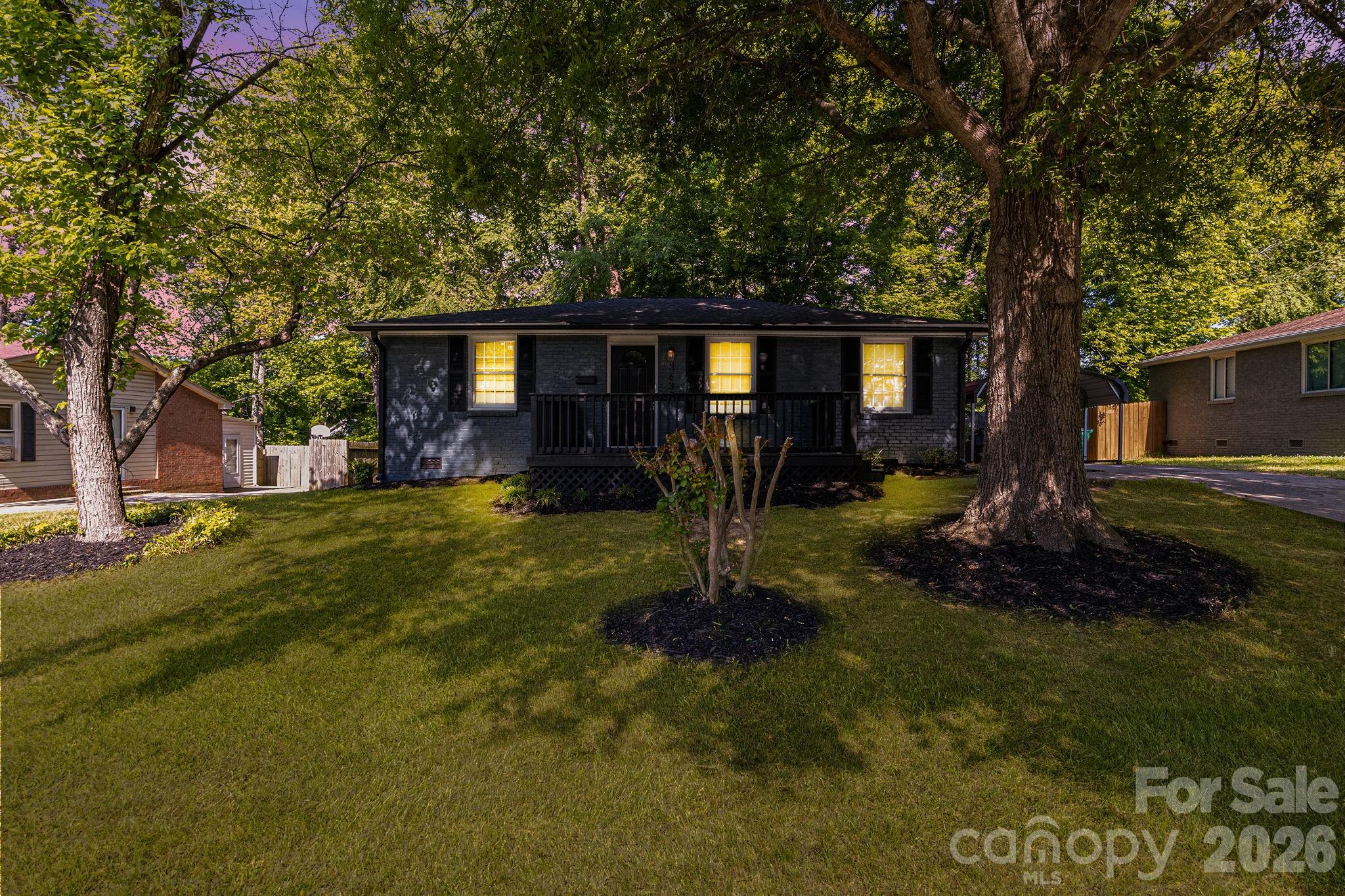 3637 Glenville Ave, Charlotte, NC 28215