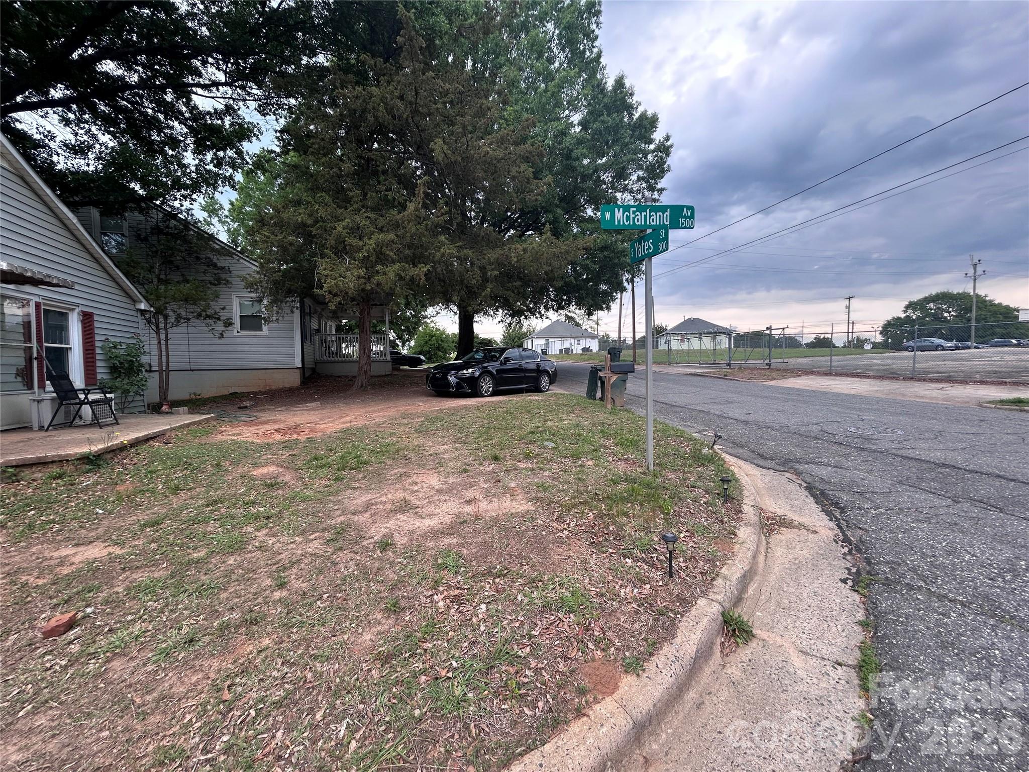 317 S Yates St, Gastonia, NC 28052