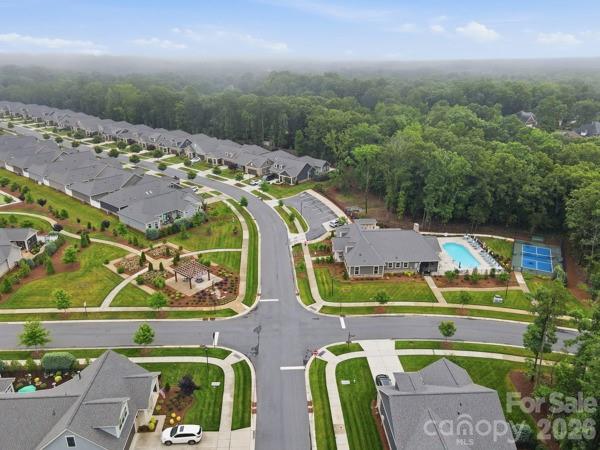 1062 Millview Ln, Matthews, NC 28104
