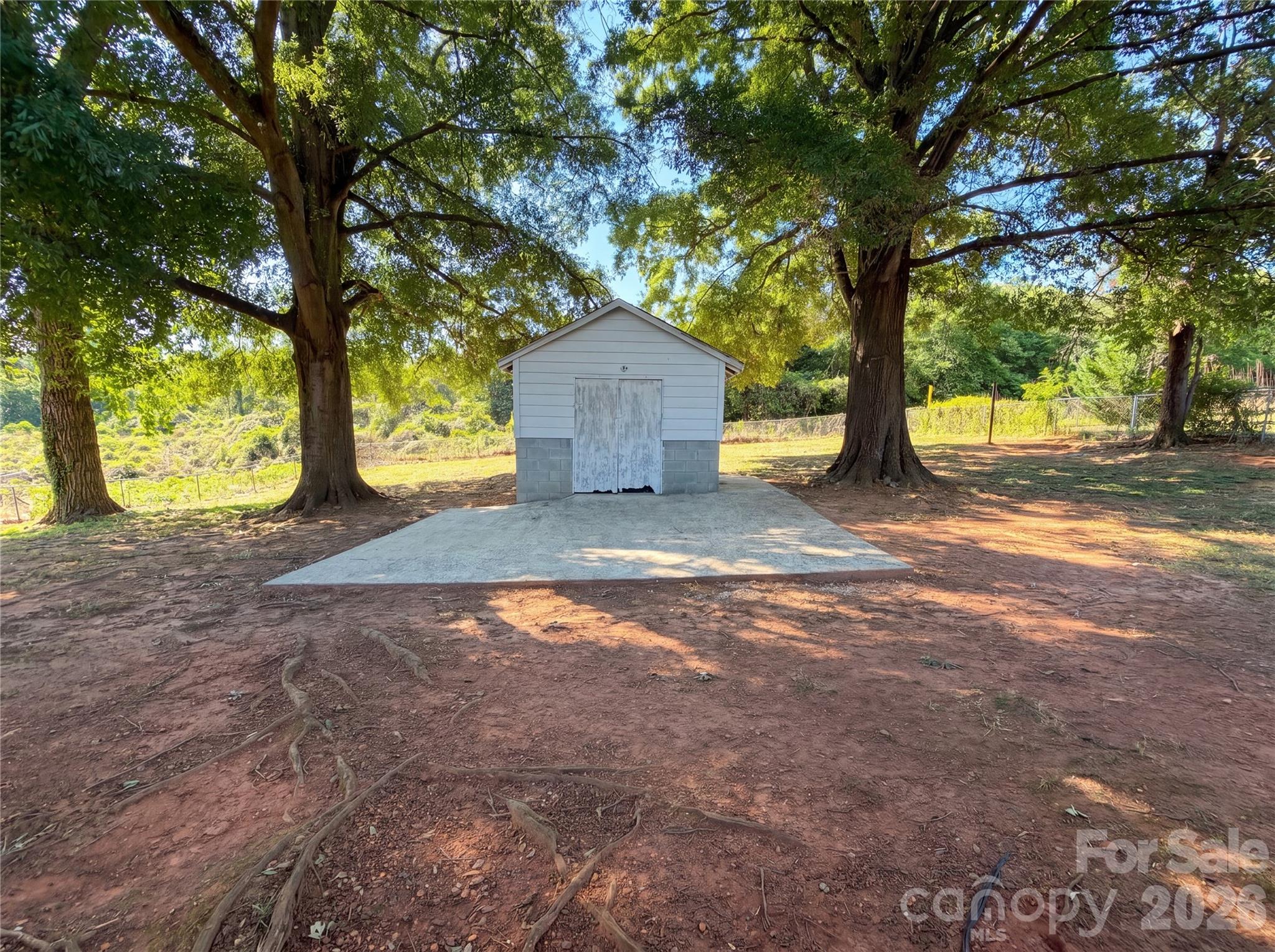 4030 Angus Dr, Gastonia, NC 28056