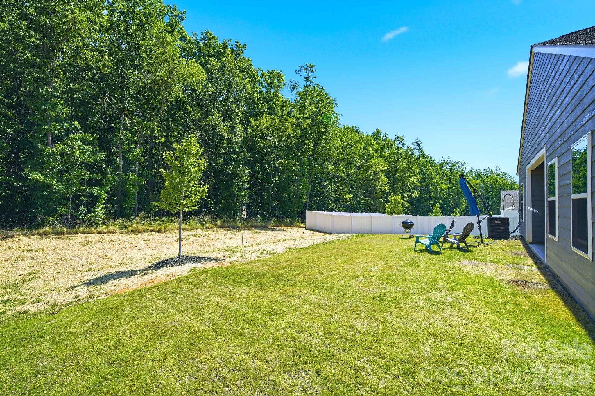 124 N Sina St, Troutman, NC 28166