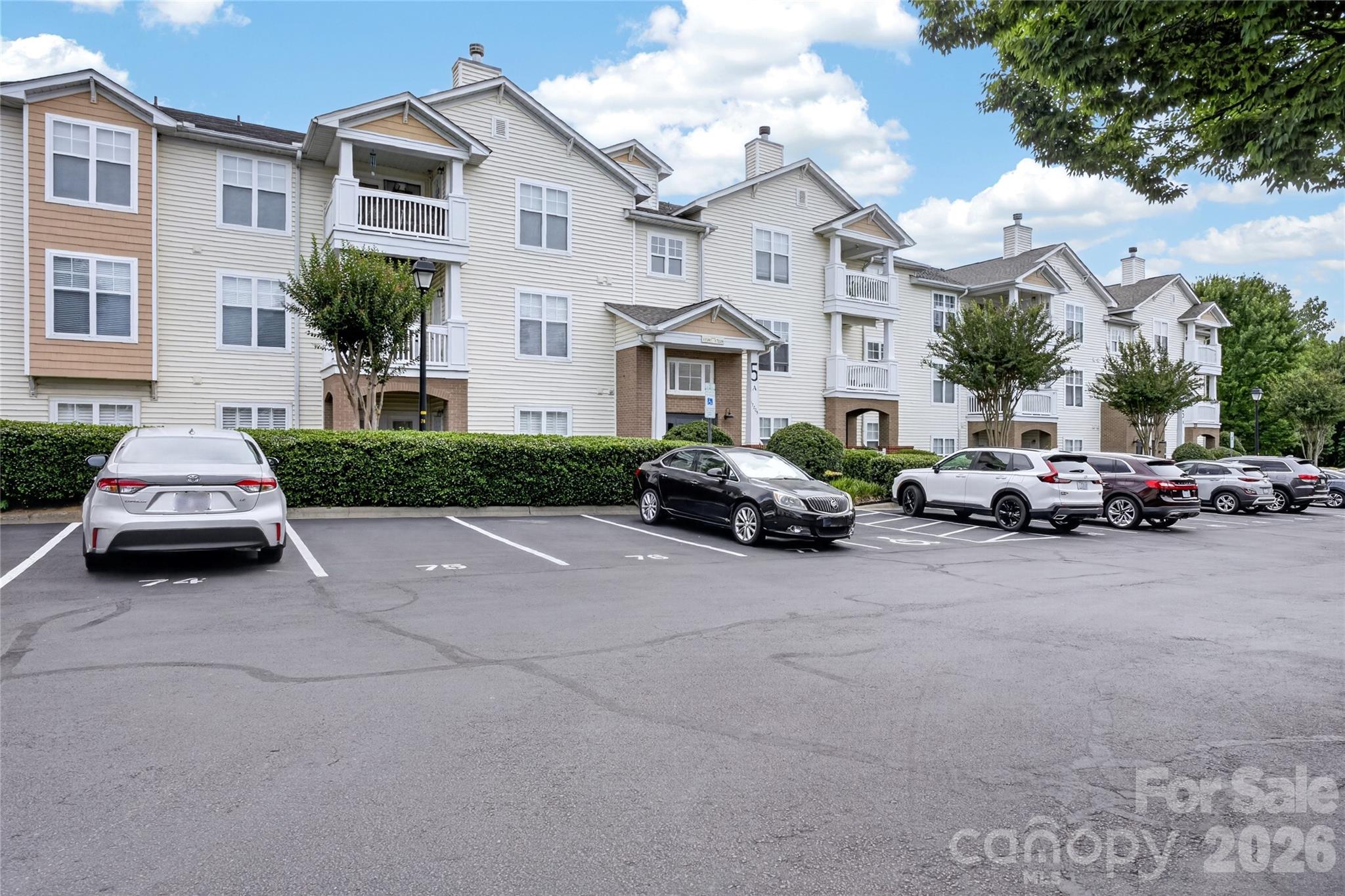 17221 Doe Valley Ct, Cornelius, NC 28031