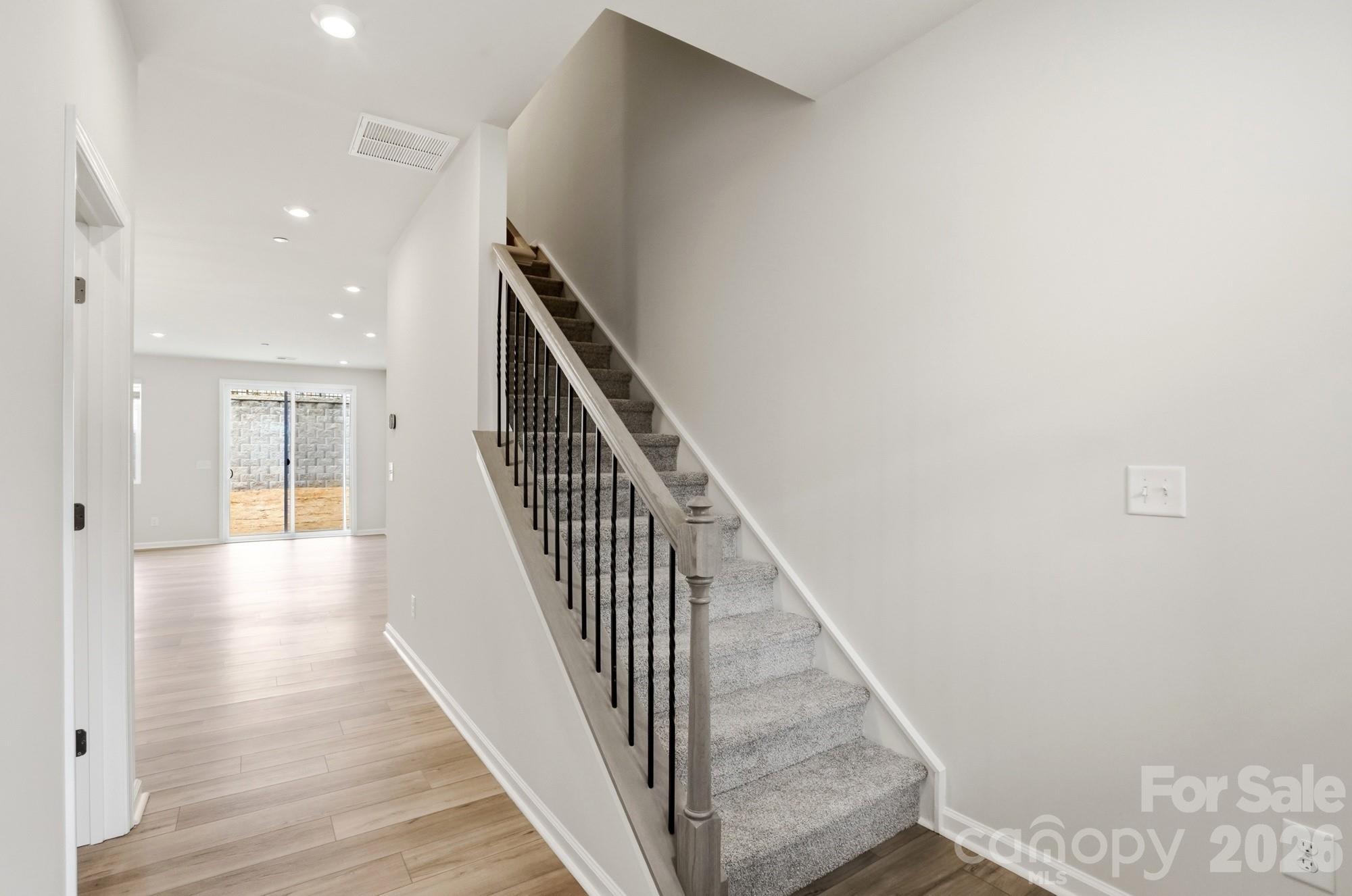 2540 Hedgecliff Rd, Kannapolis, NC 28025