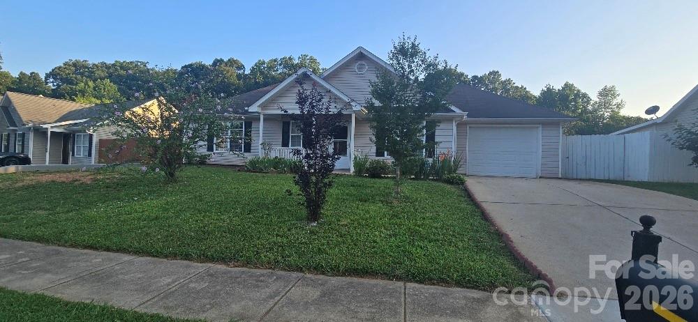 5751 Justins Forest Dr, Charlotte, NC 28212