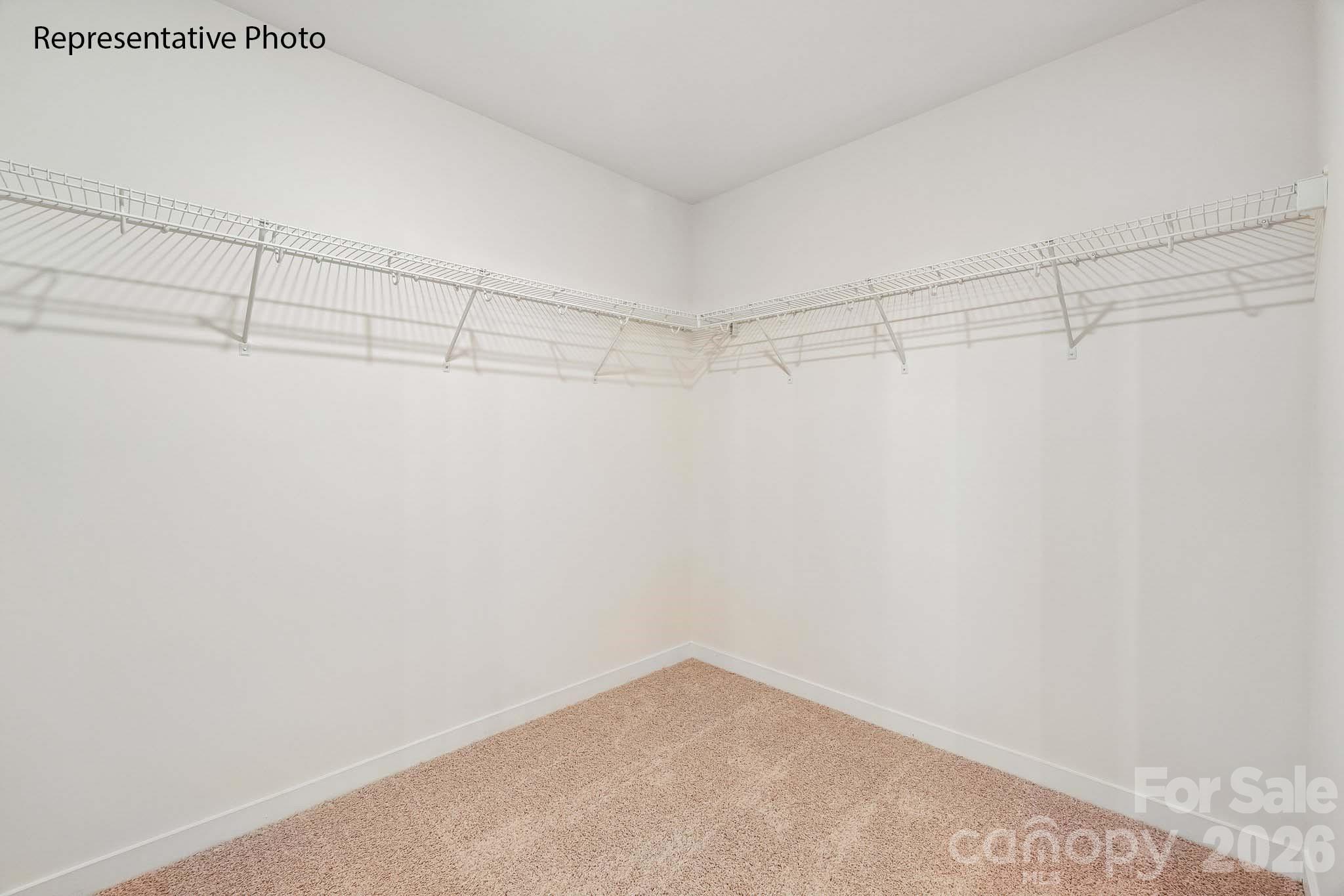 4175 Round Table Dr, Gastonia, NC 28056