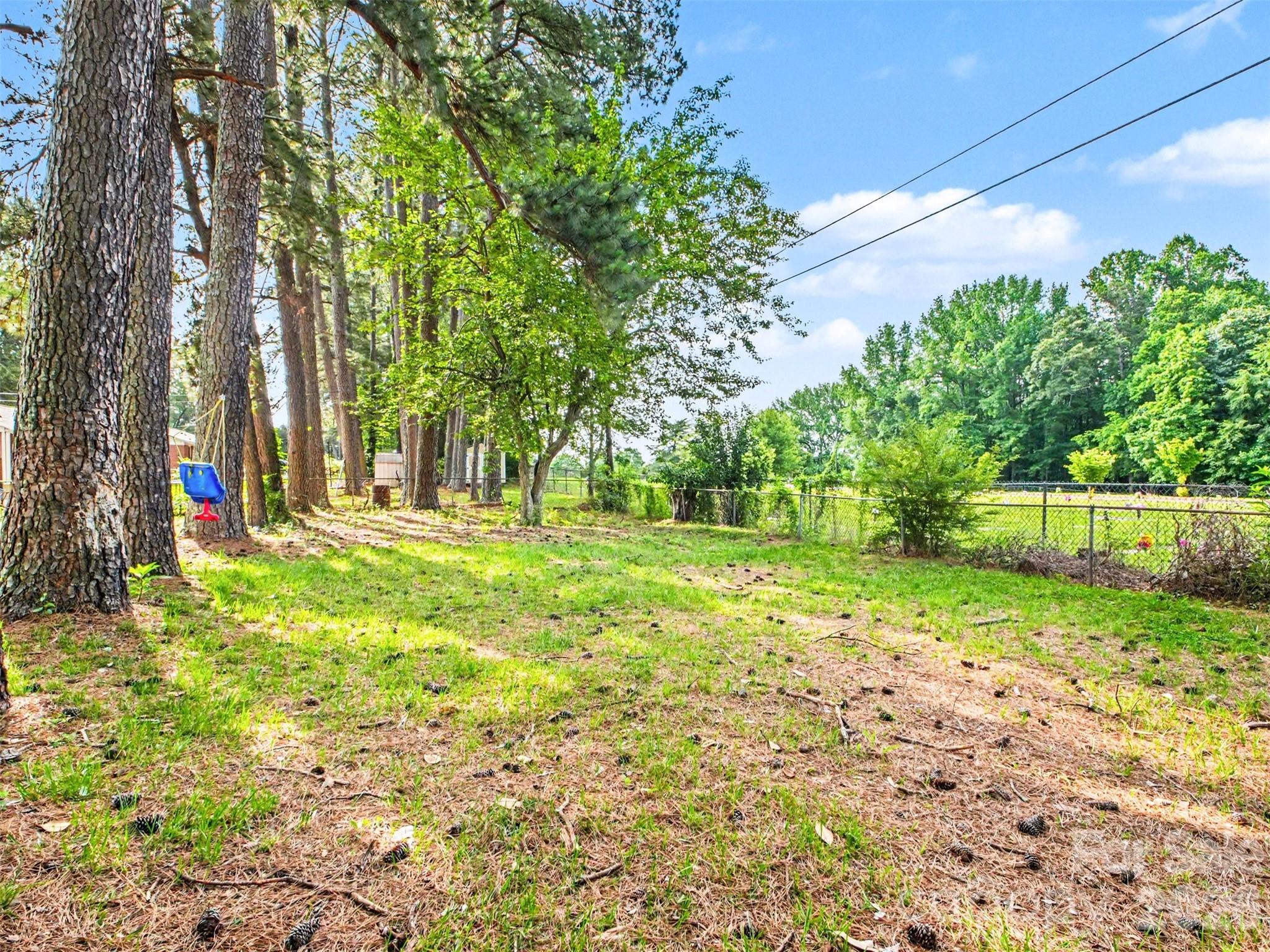 325 Amber Ct SW, Concord, NC 28025