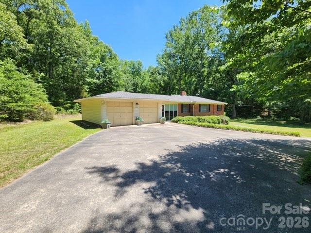 2333 Lynwood Dr, Lancaster, SC 29720