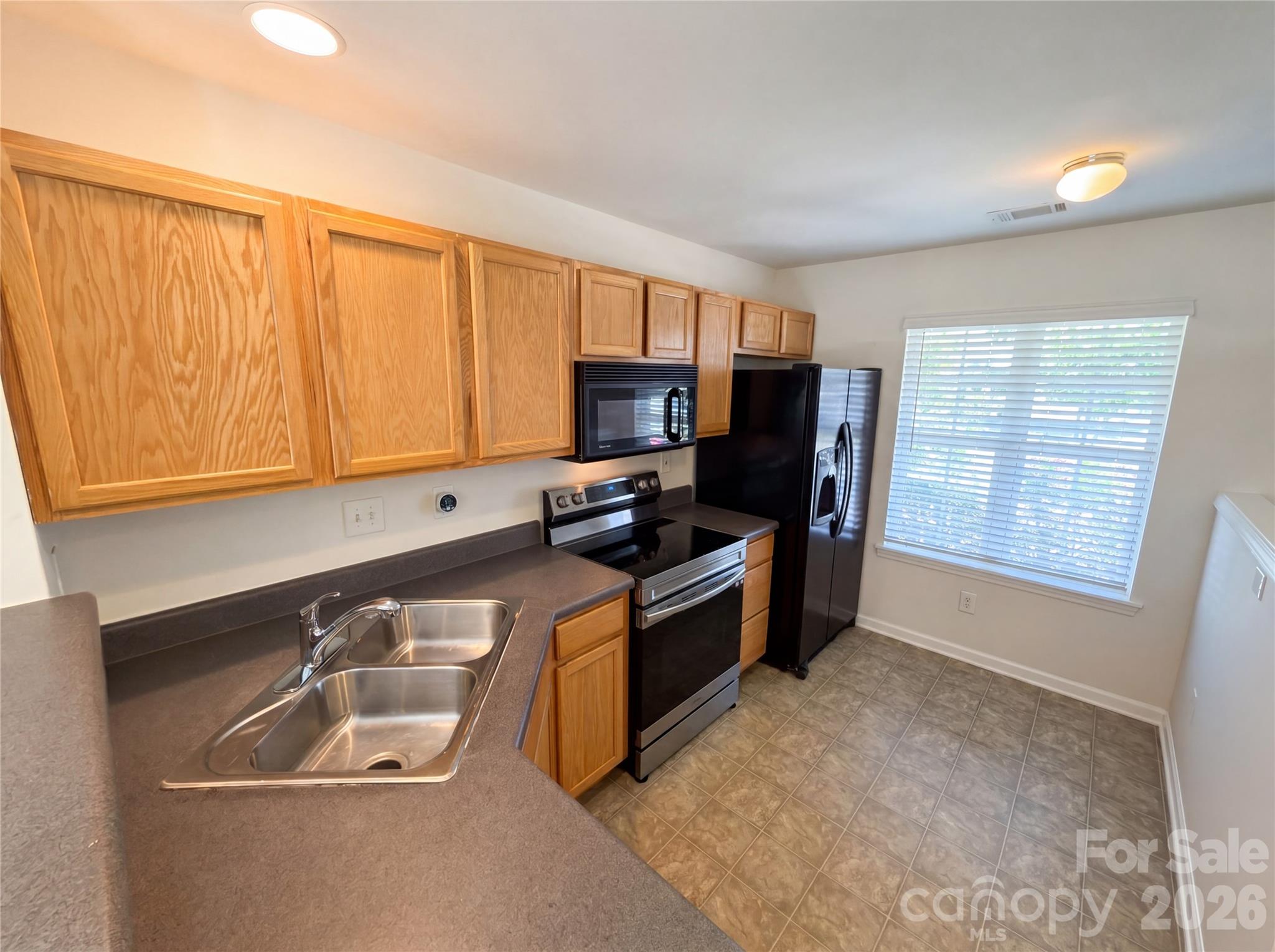 7395 Sun Dance Dr, Fort Mill, SC 29707
