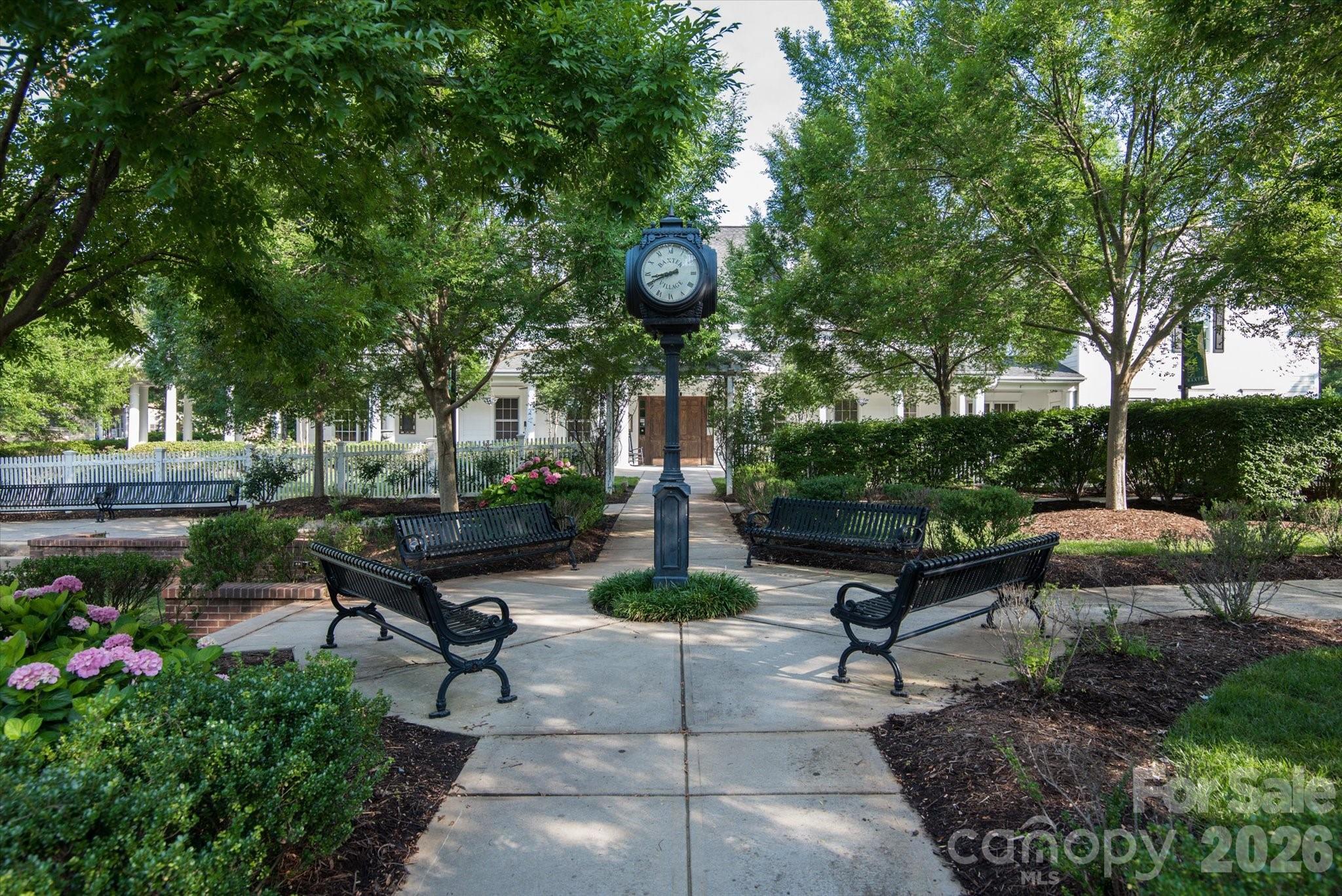 5752 Morris Hunt Dr, Fort Mill, SC 29708