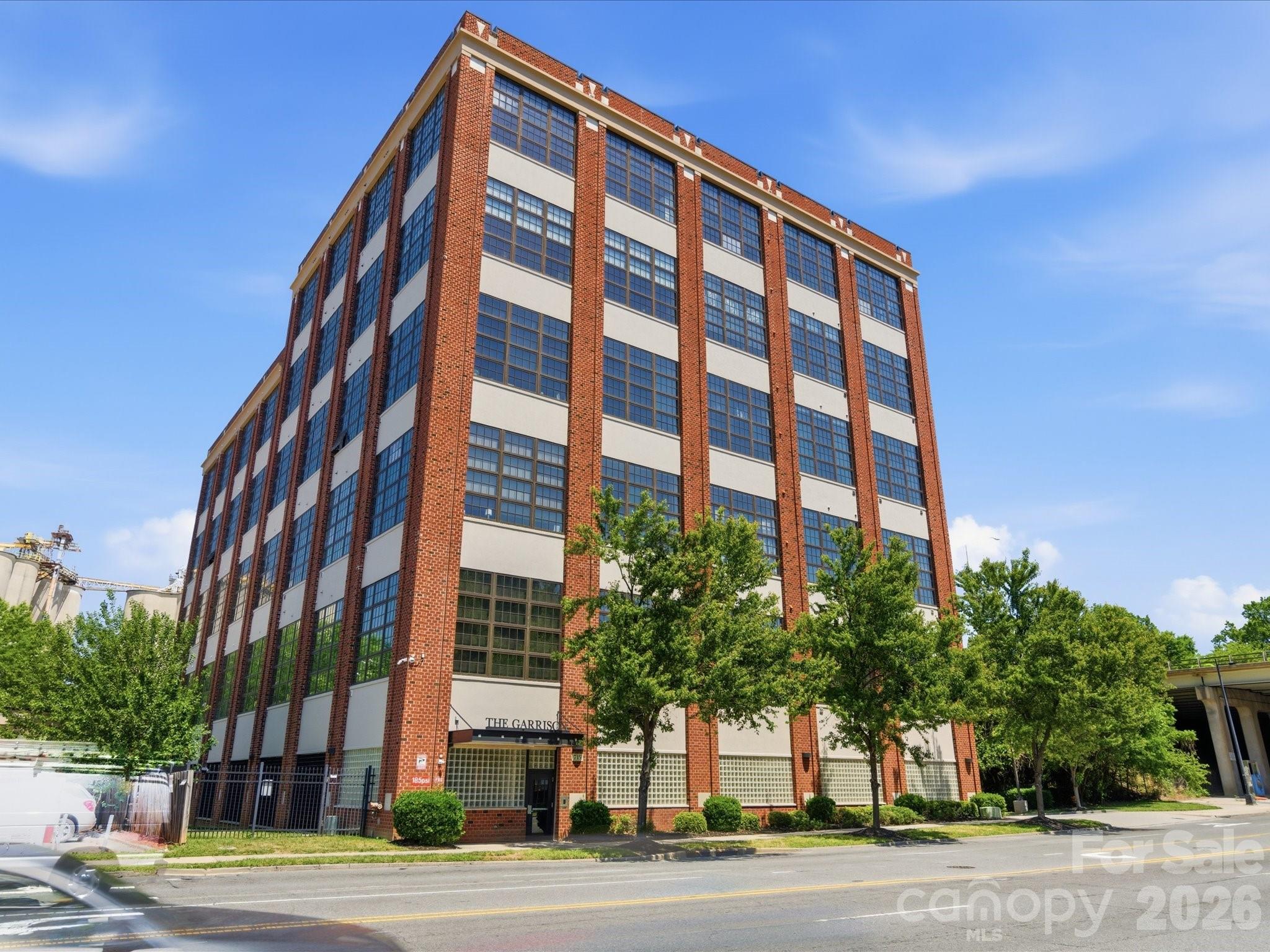 715 N Graham St #502, Charlotte, NC 28202