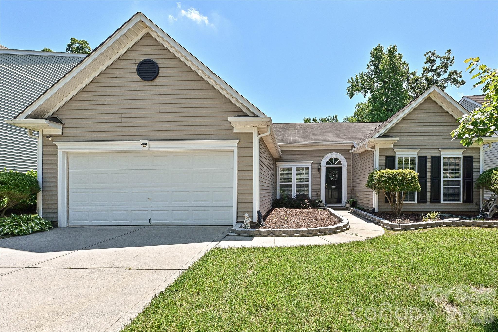 1029 Canopy Dr, Indian Trail, NC 28079