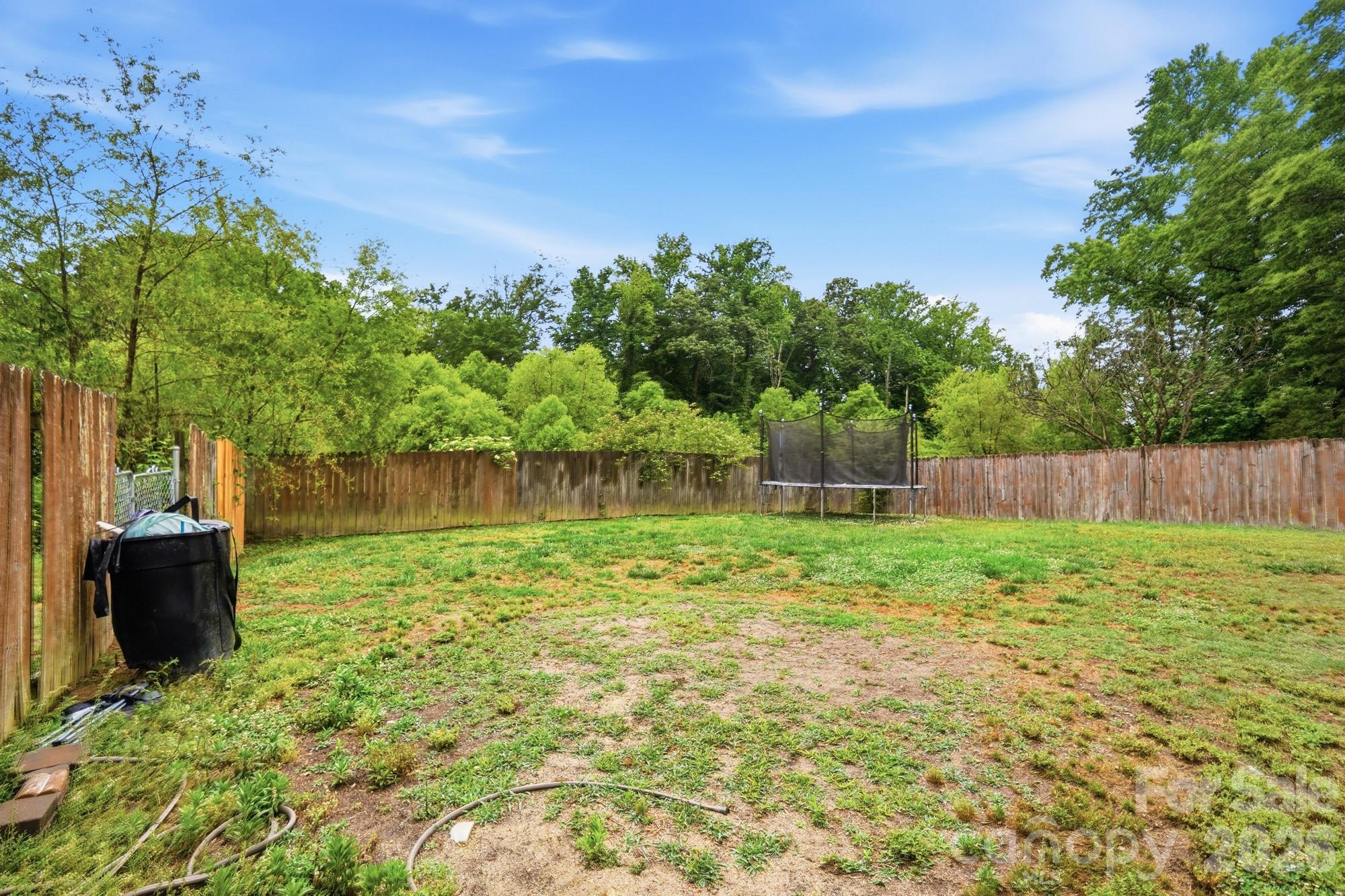 1114 Lakeview St, Kannapolis, NC 28083
