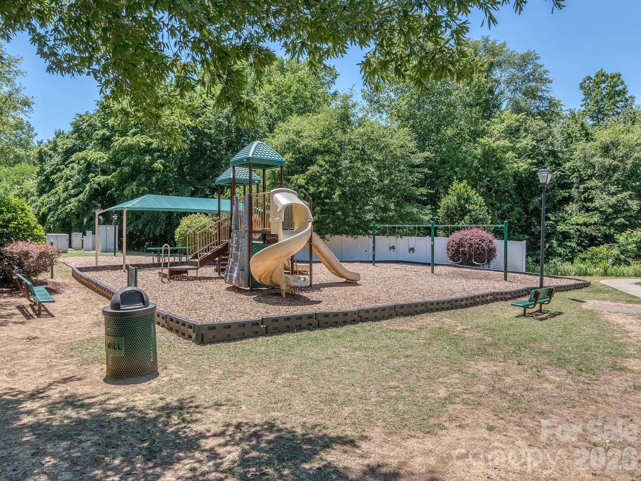 9627 Turning Wheel Dr, Charlotte, NC 28214