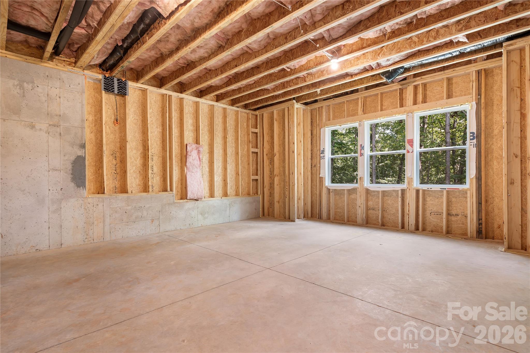 131 High Lake Dr, Statesville, NC 28677