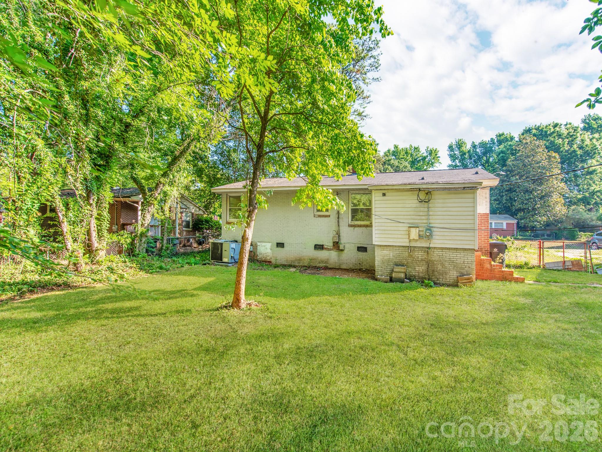 814 Wilbrown Cir, Charlotte, NC 28217