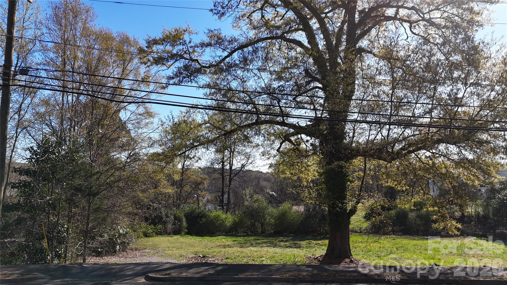 33 Pinecrest Ave, Great Falls, SC 29055