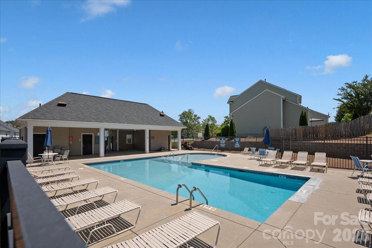 4209 Piccadilly Ln, Fort Mill, SC 29707