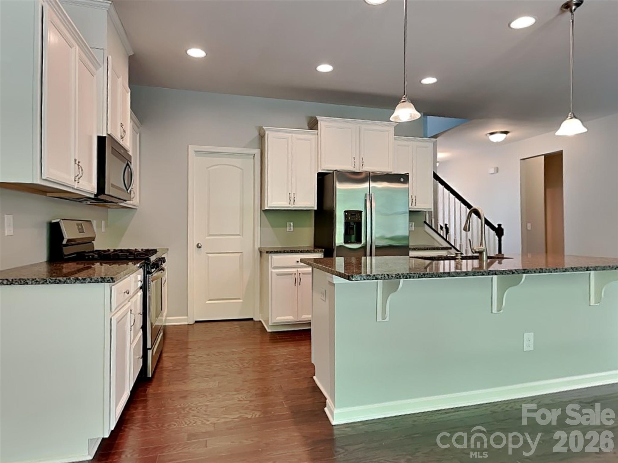 9425 Hartington Pl, Charlotte, NC 28269