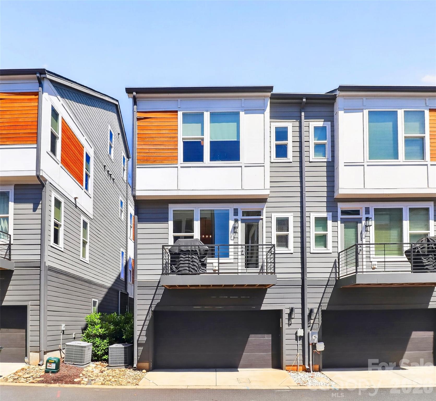 2024 Bryant Park Dr, Charlotte, NC 28208