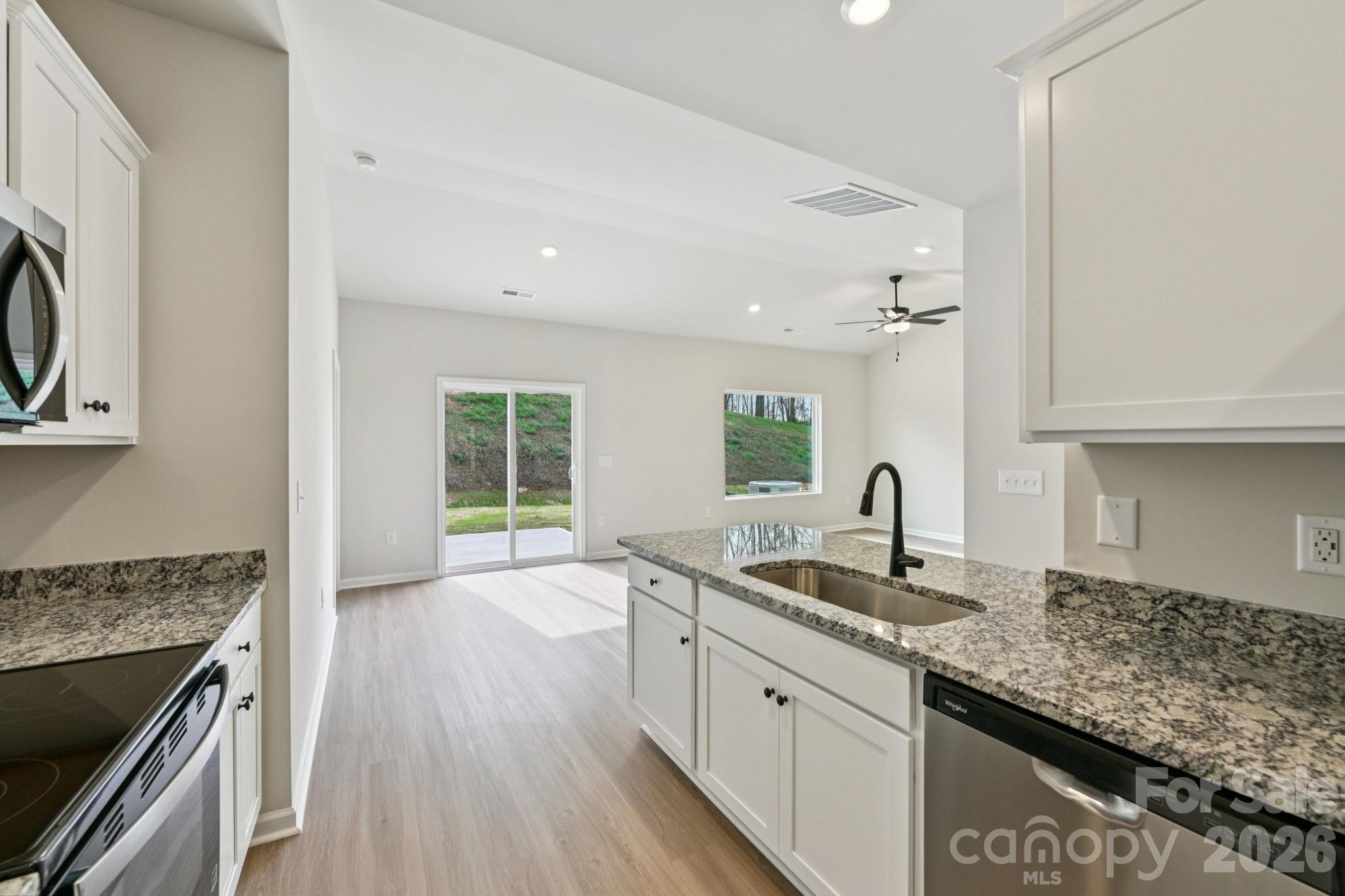 3421 Yorkshire Dr, Gastonia, NC 28052