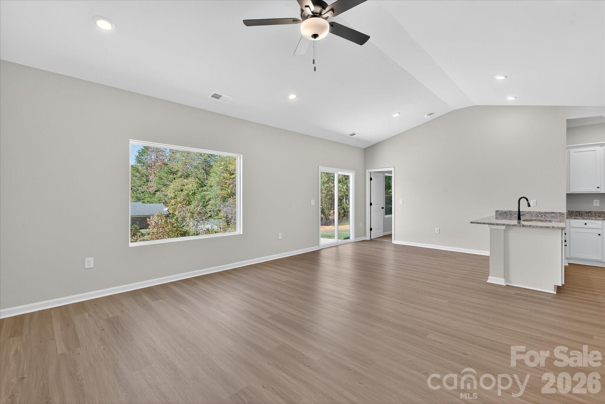 3646 Clover Valley Dr, Gastonia, NC 28052