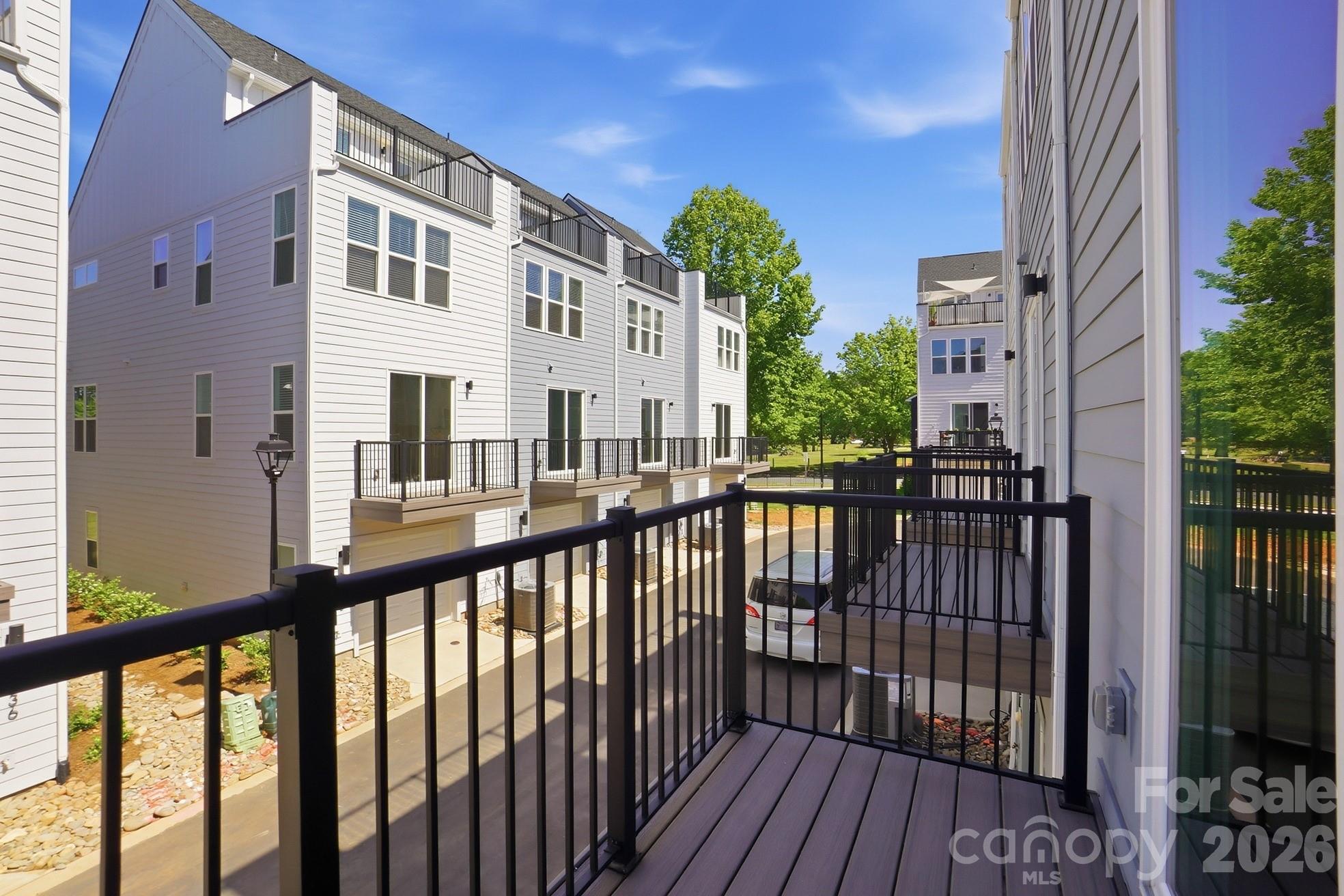 1124 Kokomo Ln, Charlotte, NC 28206