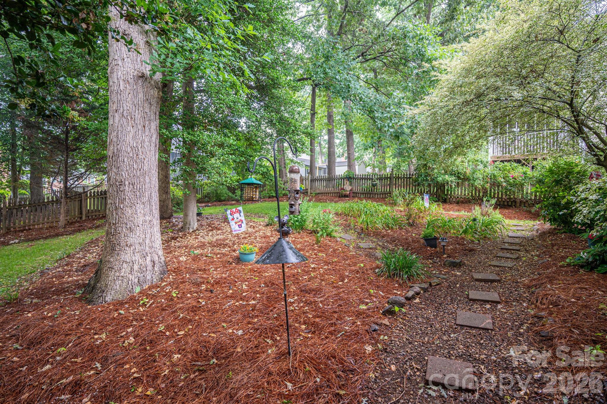 1228 Plantation Trl, Gastonia, NC 28056