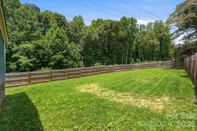864 Stowe Ln, Gastonia, NC 28056