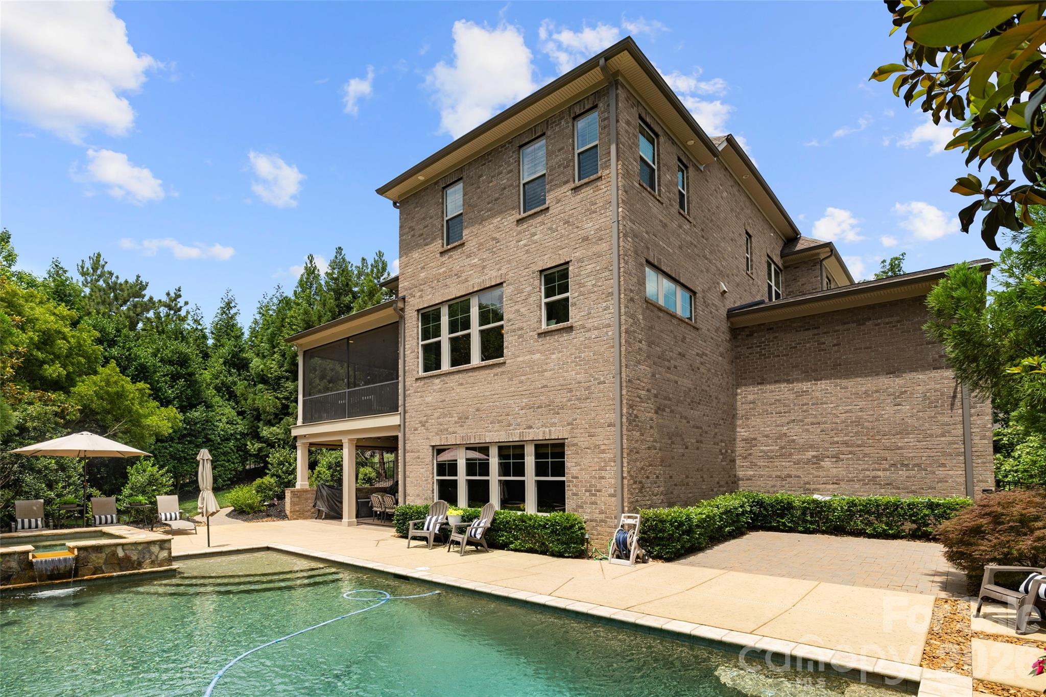 8703 Deakin Ct, Waxhaw, NC 28173