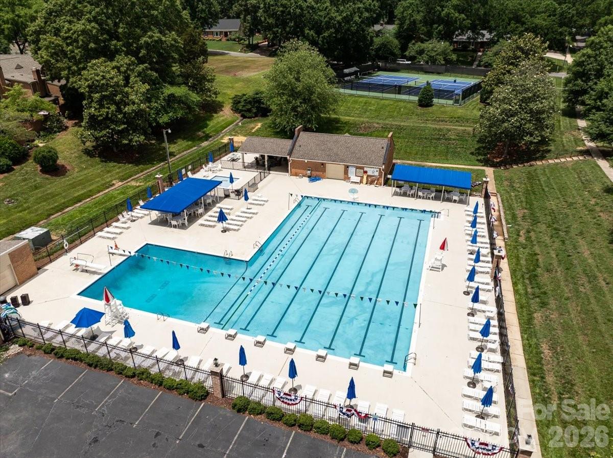 6724 Constitution Ln, Charlotte, NC 28210