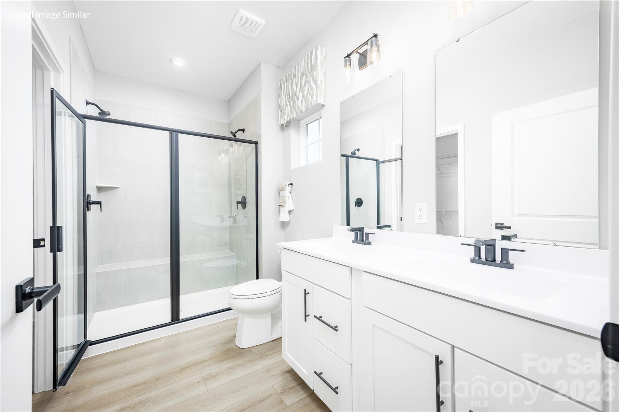 917 Heathway Dr, Charlotte, NC 28213