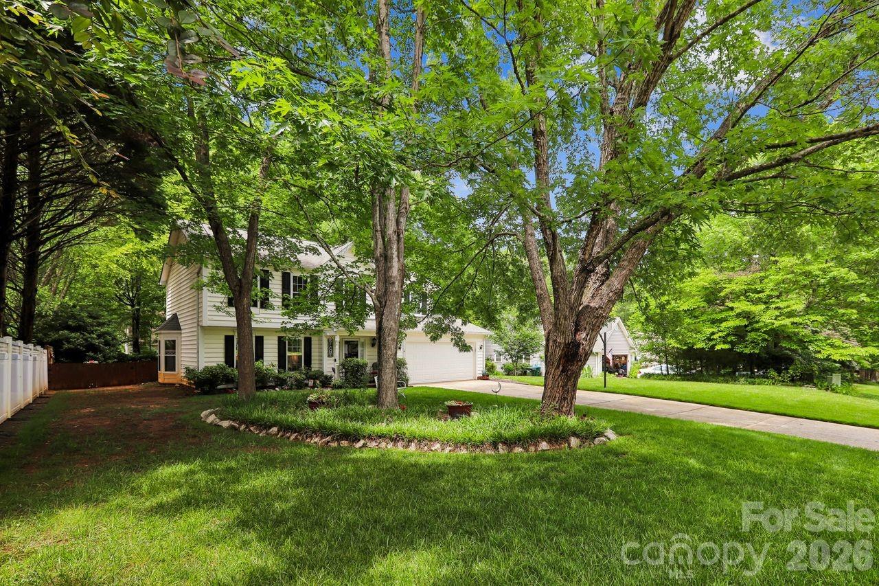 3009 Oakcroft Dr, Matthews, NC 28105