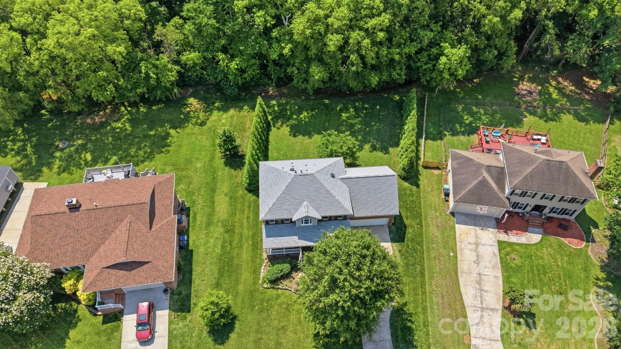 8513 Middleton Cir, Harrisburg, NC 28075